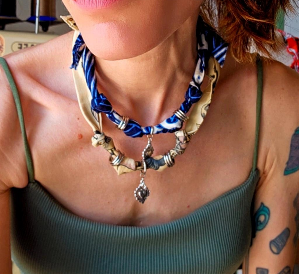 COLLANA ex voto azzurro/multicolor
