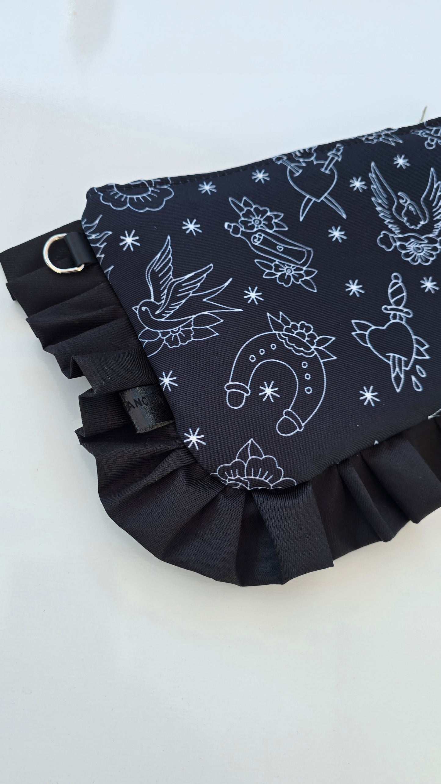 "MIRTA" pochette con rouches TATTOO BLACK