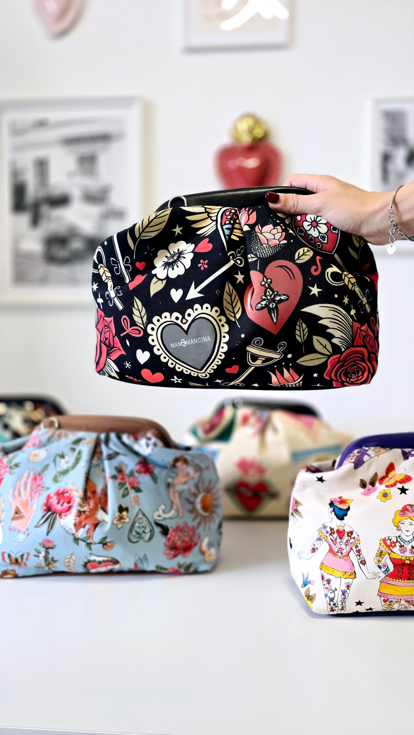 BORSA CLIC CLAC tracolla regolabile nero/tattoo love