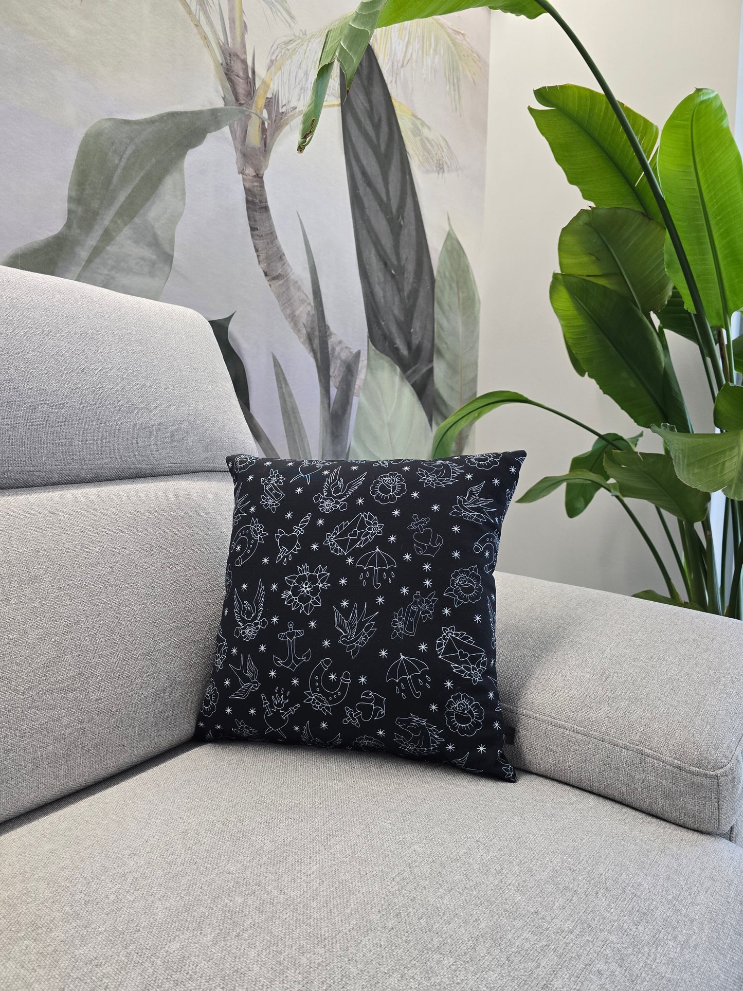 CUSCINO tattoo black