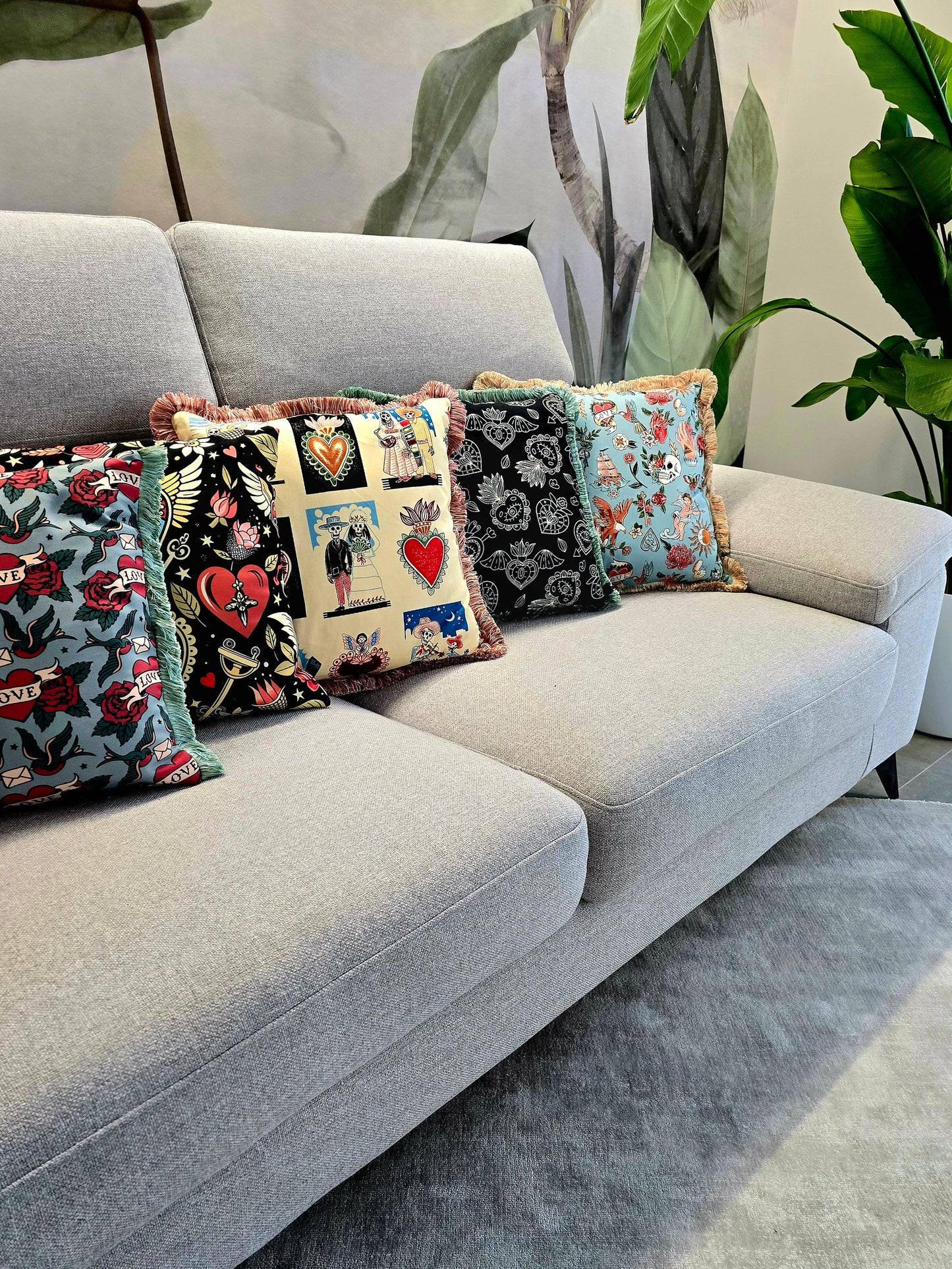 CUSCINO butterfly beige con frange