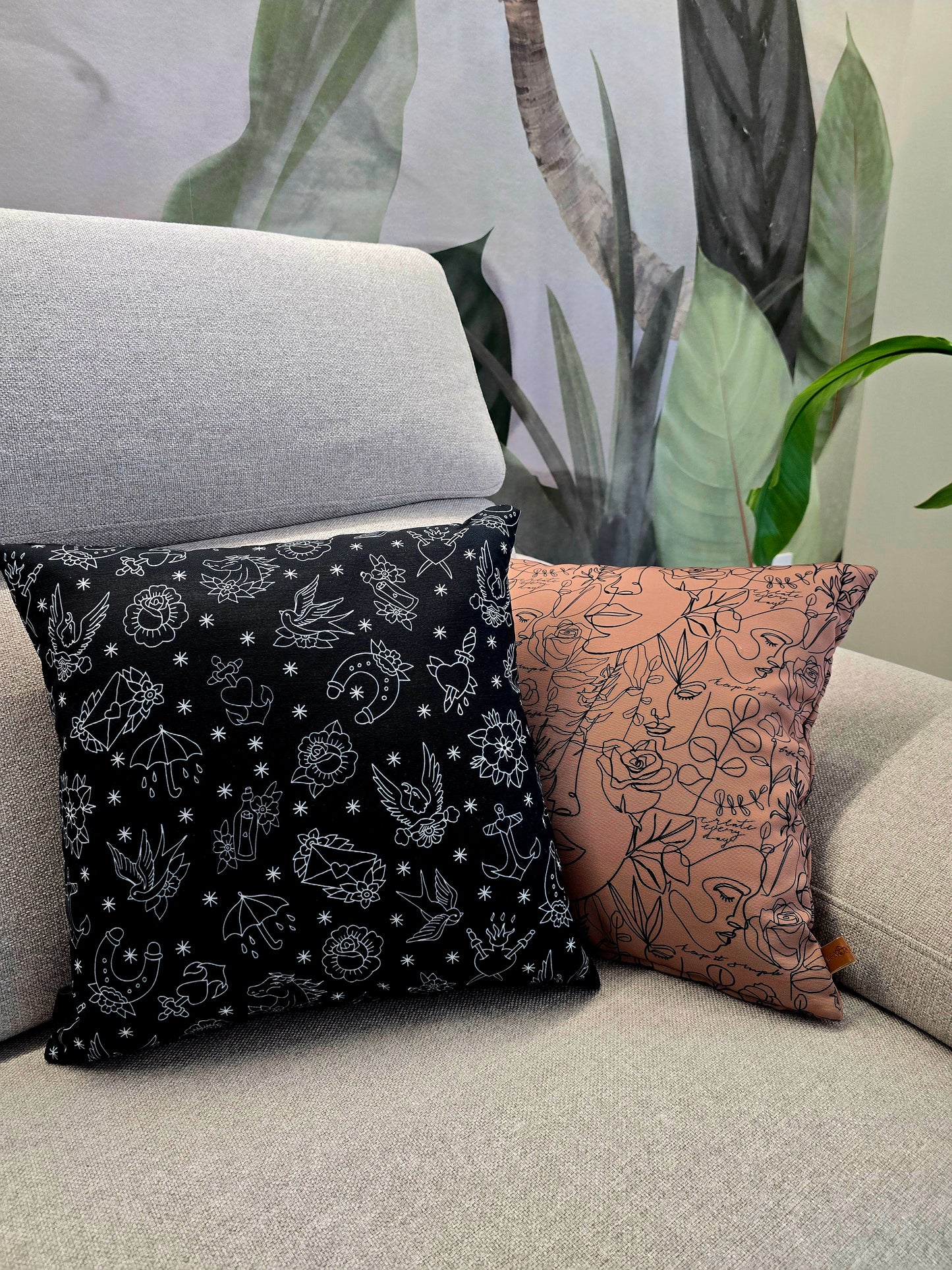 CUSCINO tattoo black