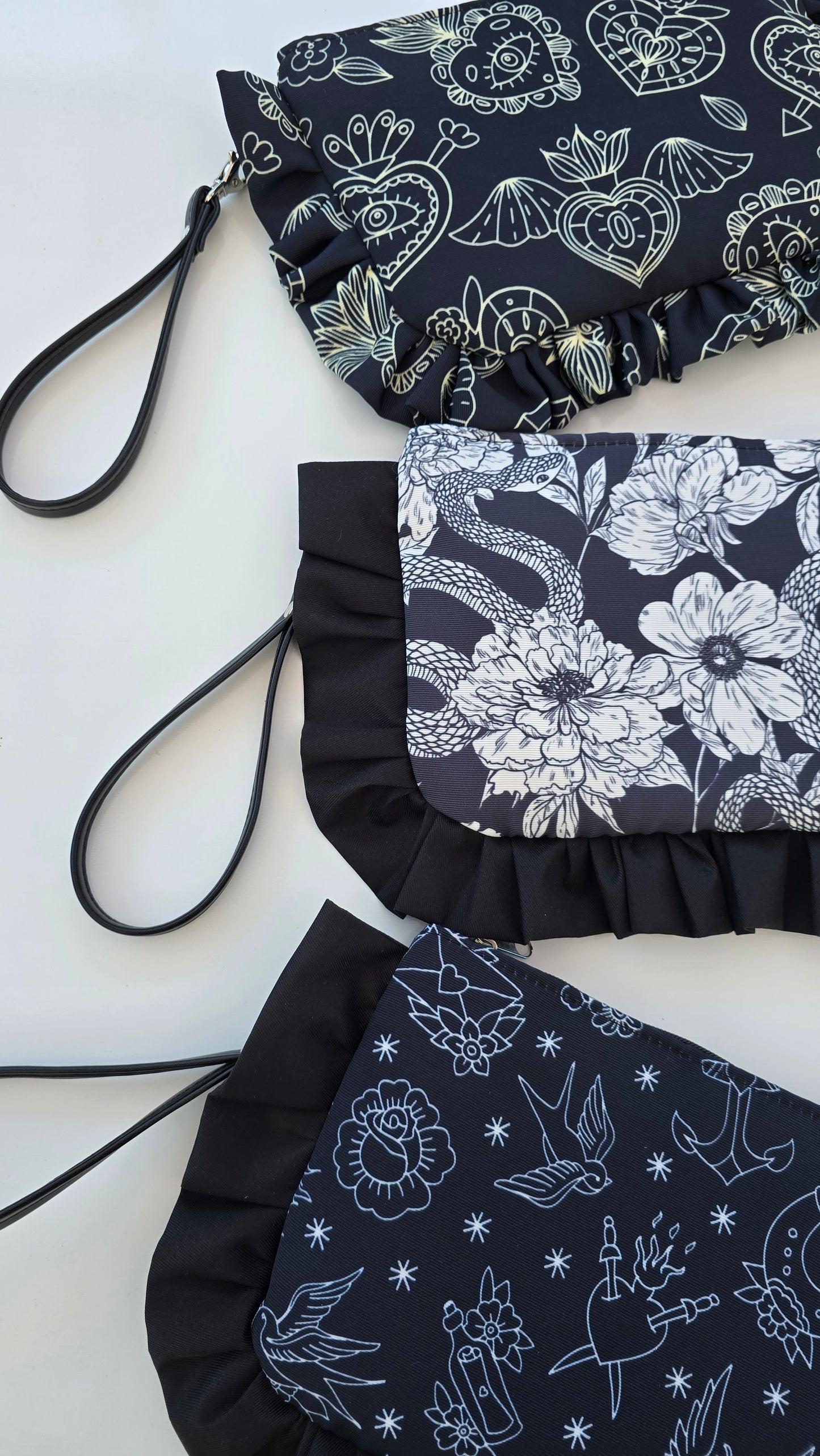 "MIRTA" pochette con rouches FIORI SERPENTI