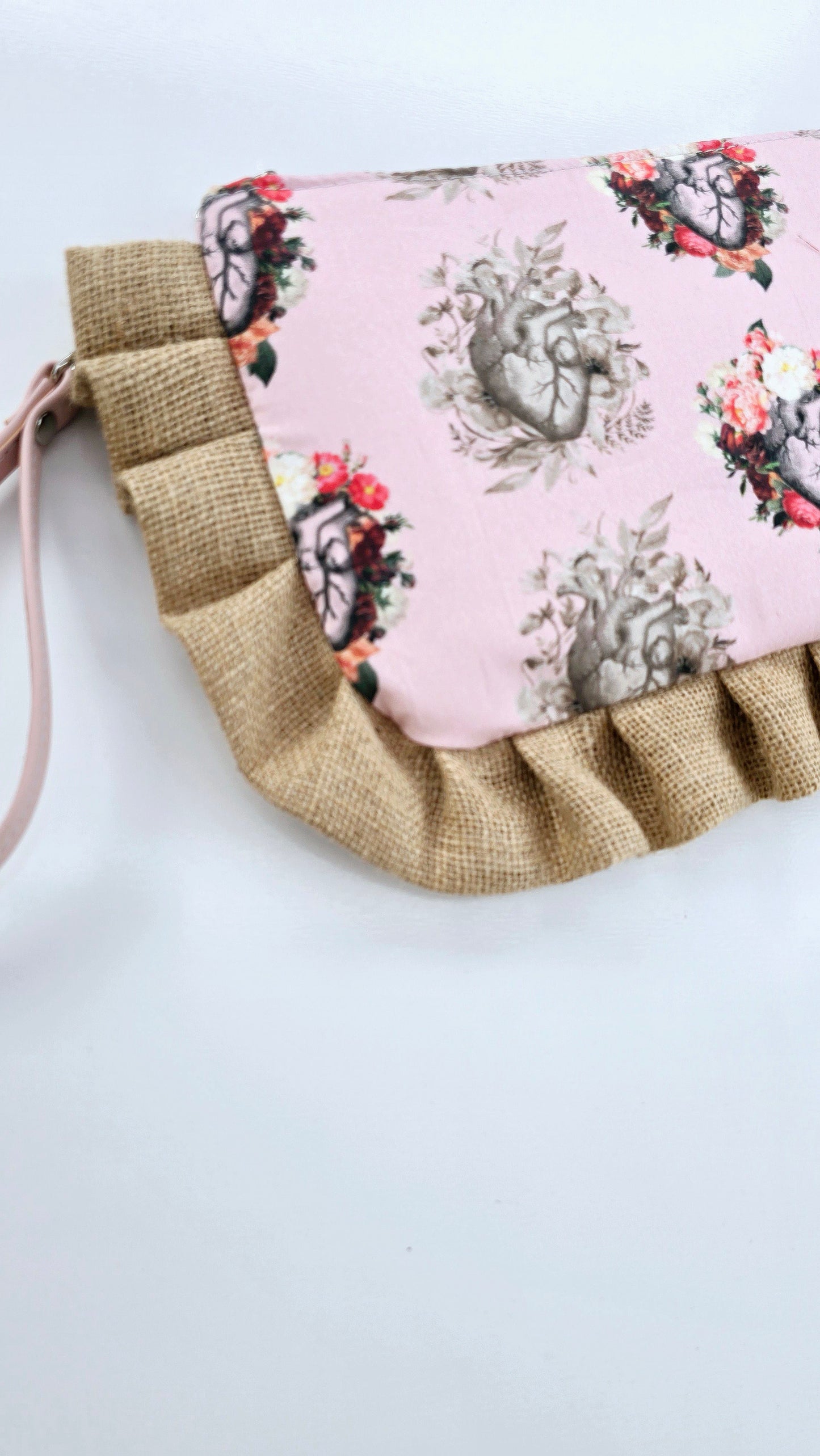 "MIRTA" pochette con rouches in juta CUORE ANATOMICO pezzo unico