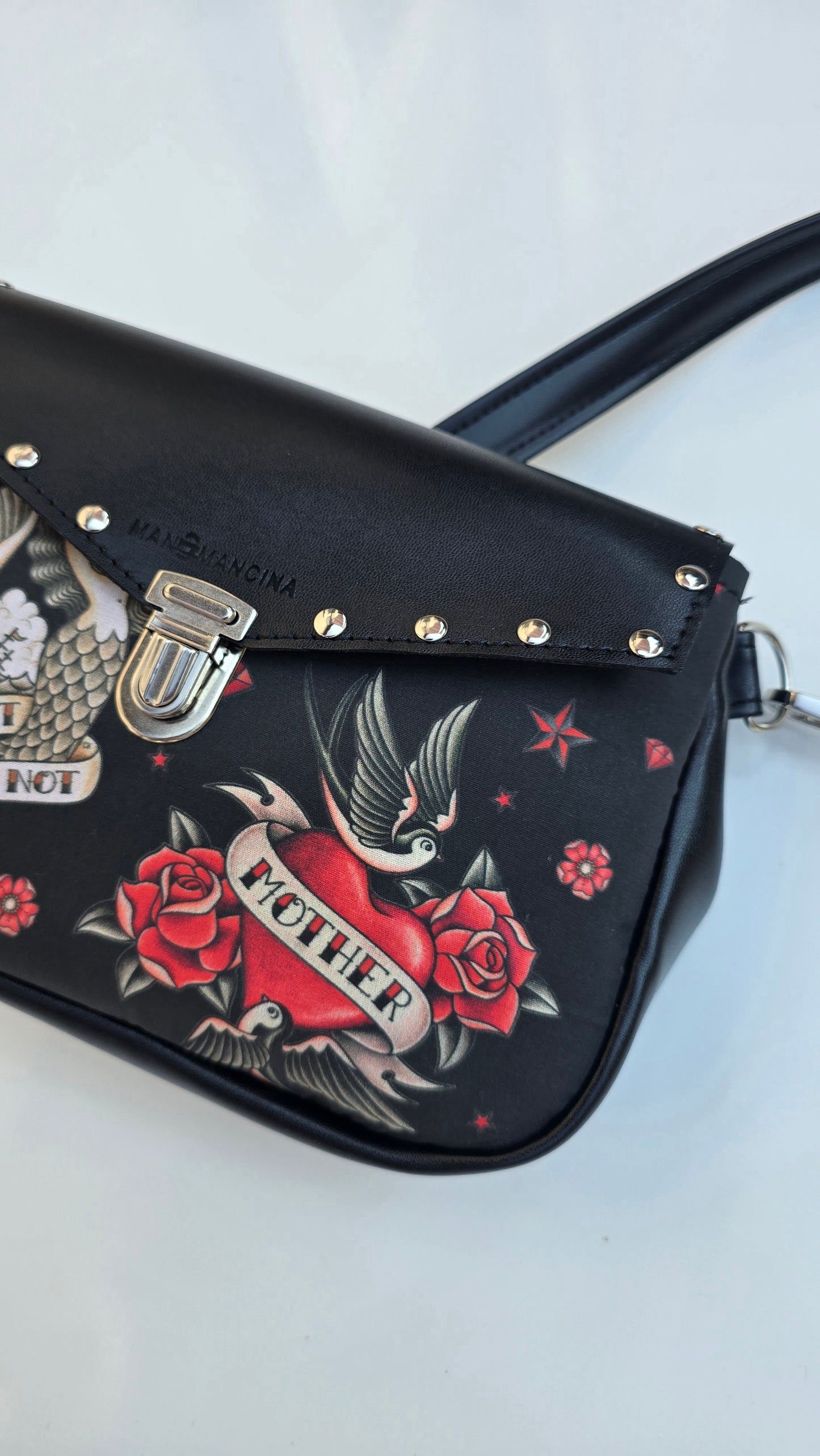 MARSUPIELLO large NERO / tattoo mother/ Borchie