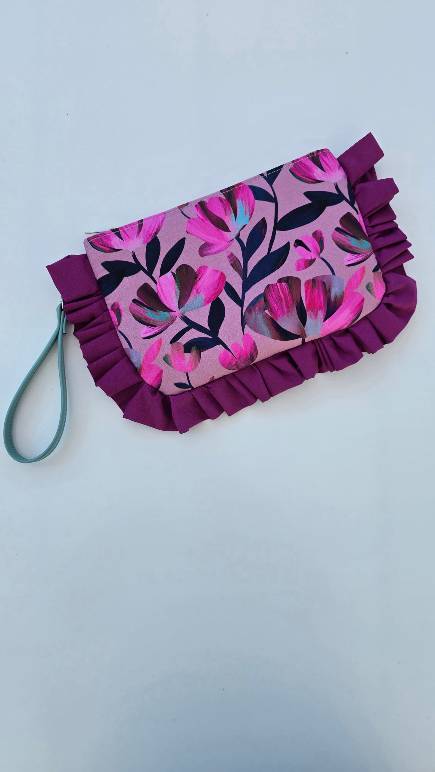"MIRTA" pochette con rouches FLOWERS FUCSIA