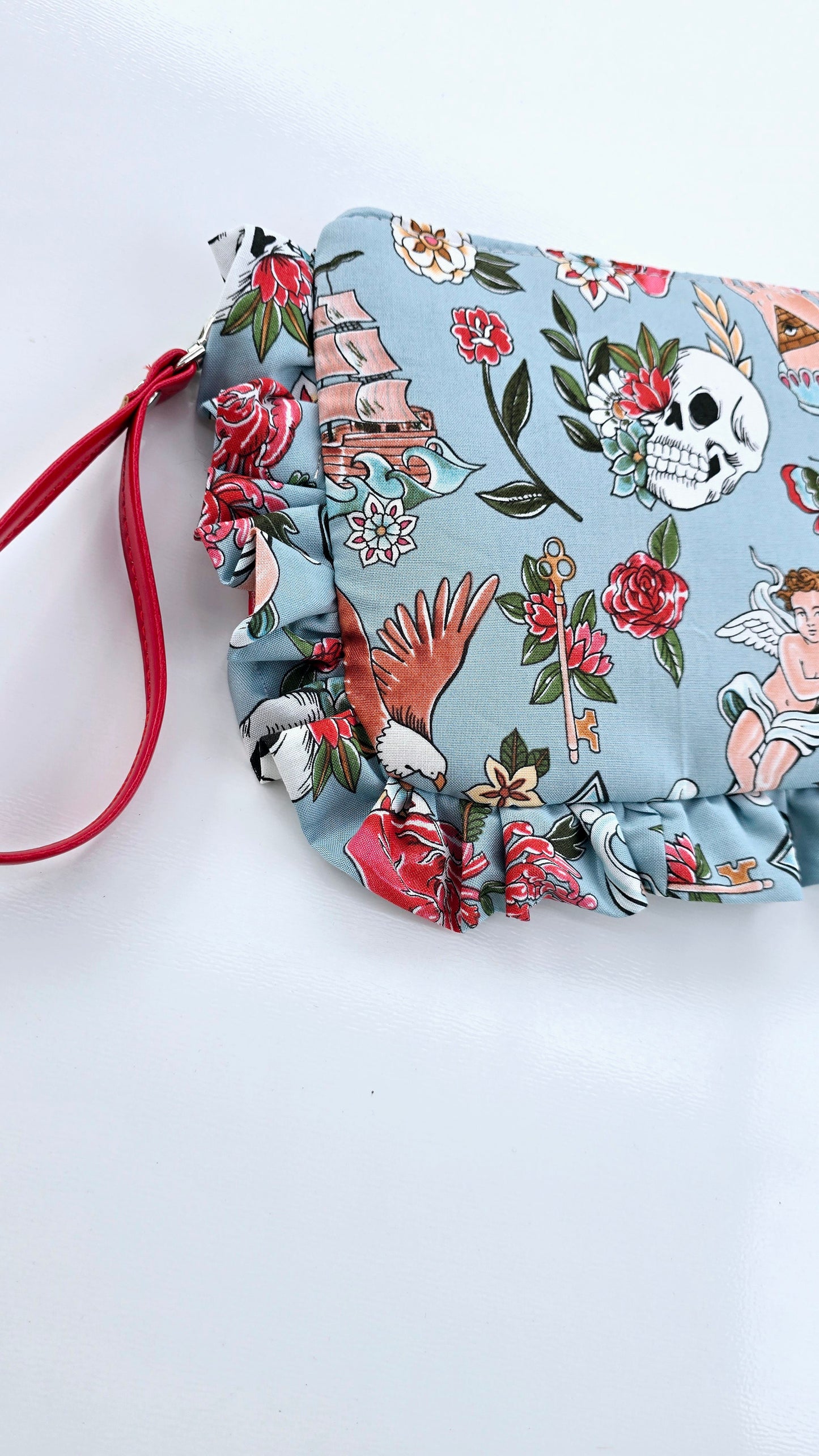 "MIRTA" pochette con rouches TELL TALE AZZURRO