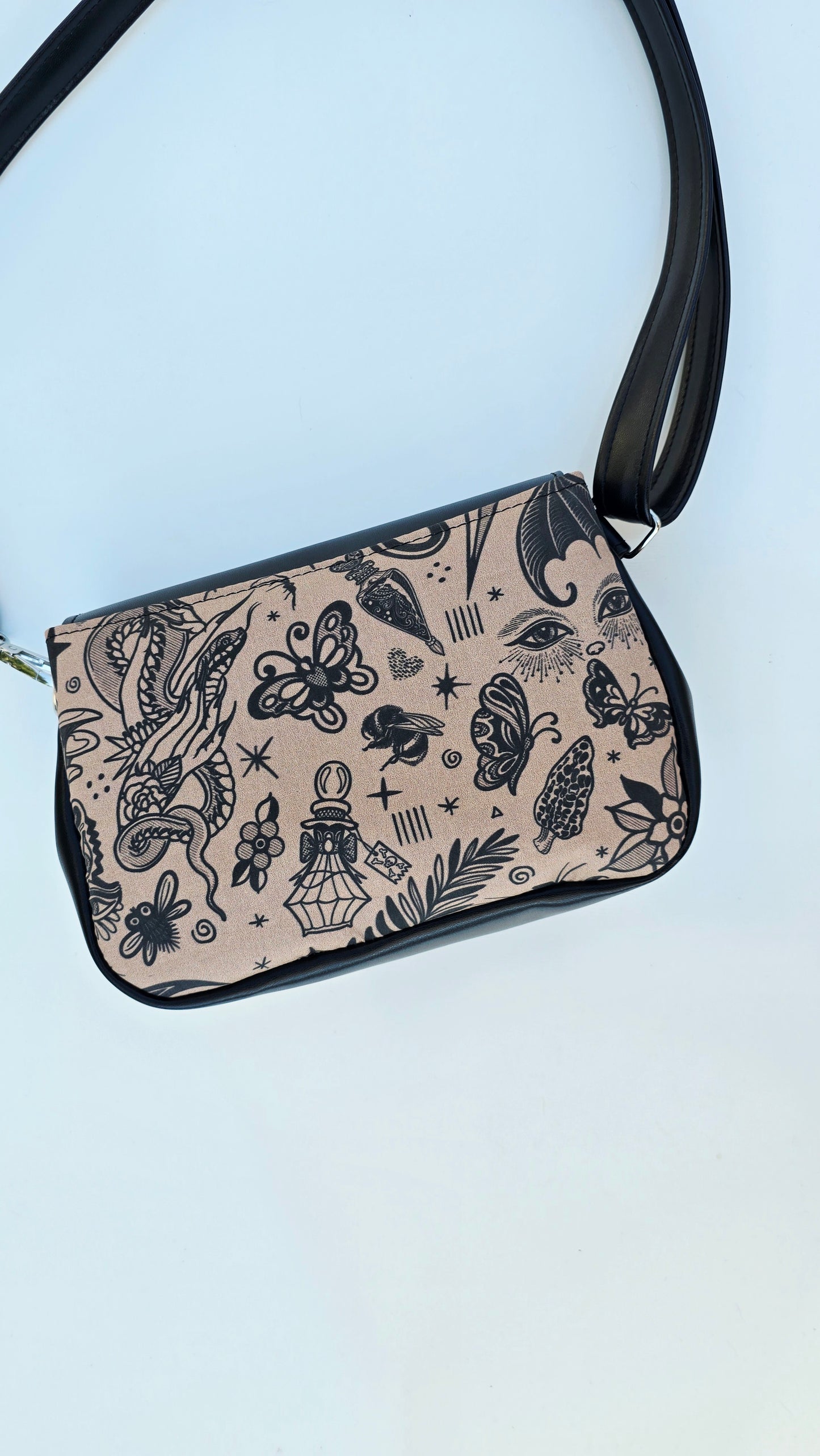 MARSUPIELLO large NERO / tattoo camel