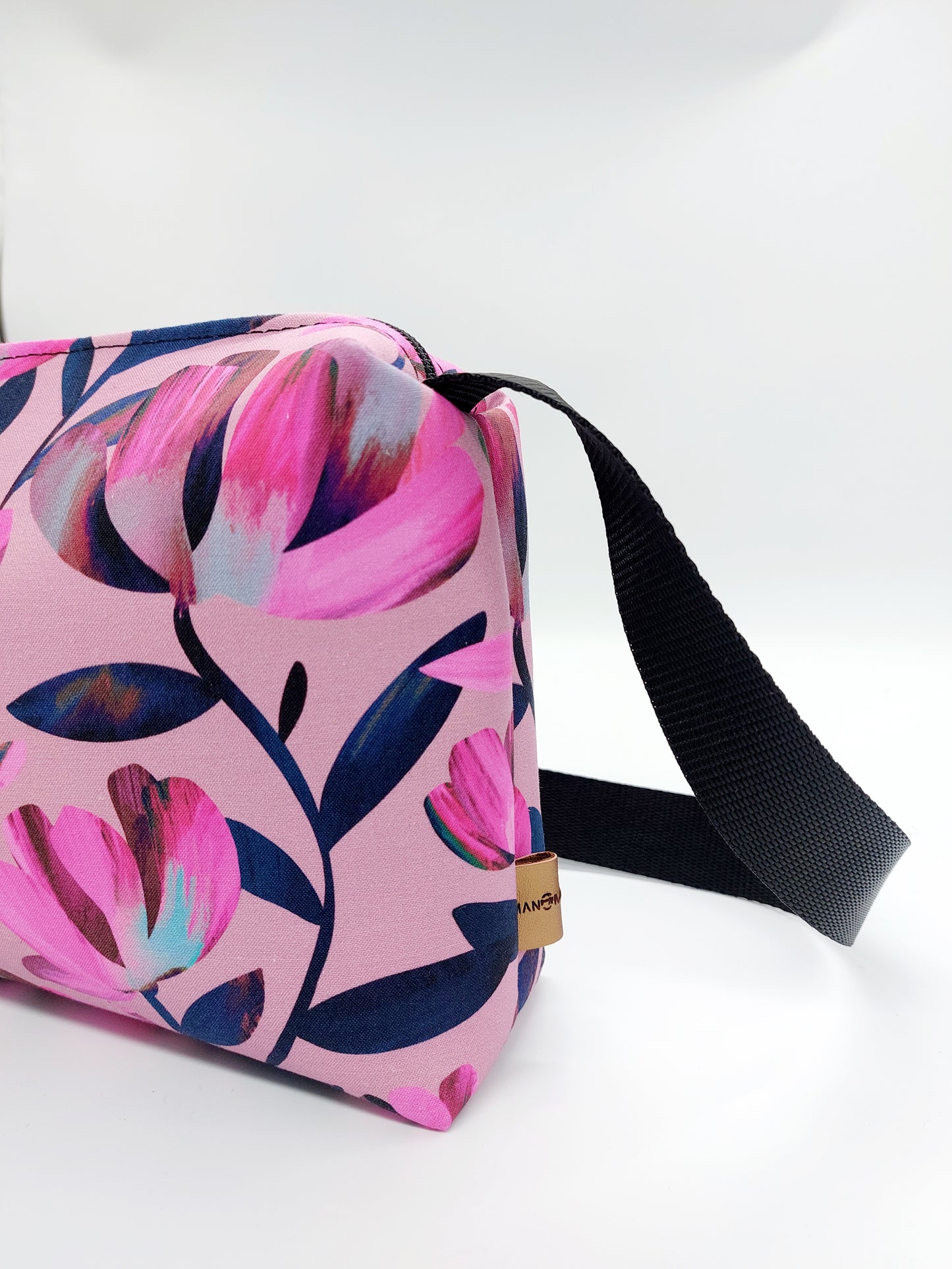 SPORTY flowers fucsia