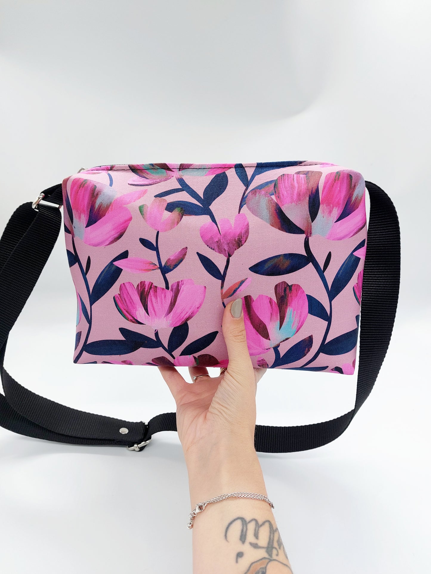 SPORTY flowers fucsia