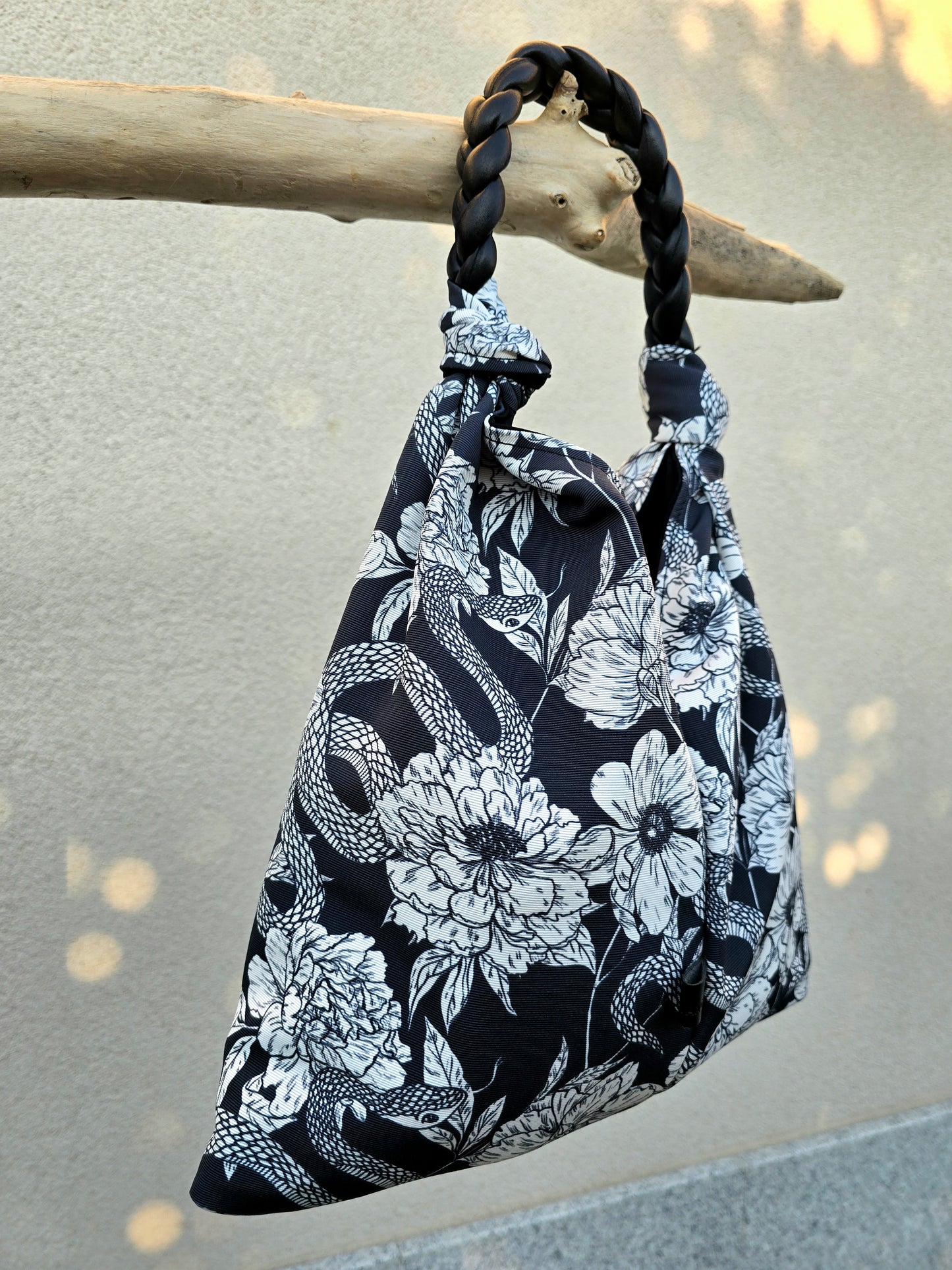 KNOT BAG nero fiori serpenti