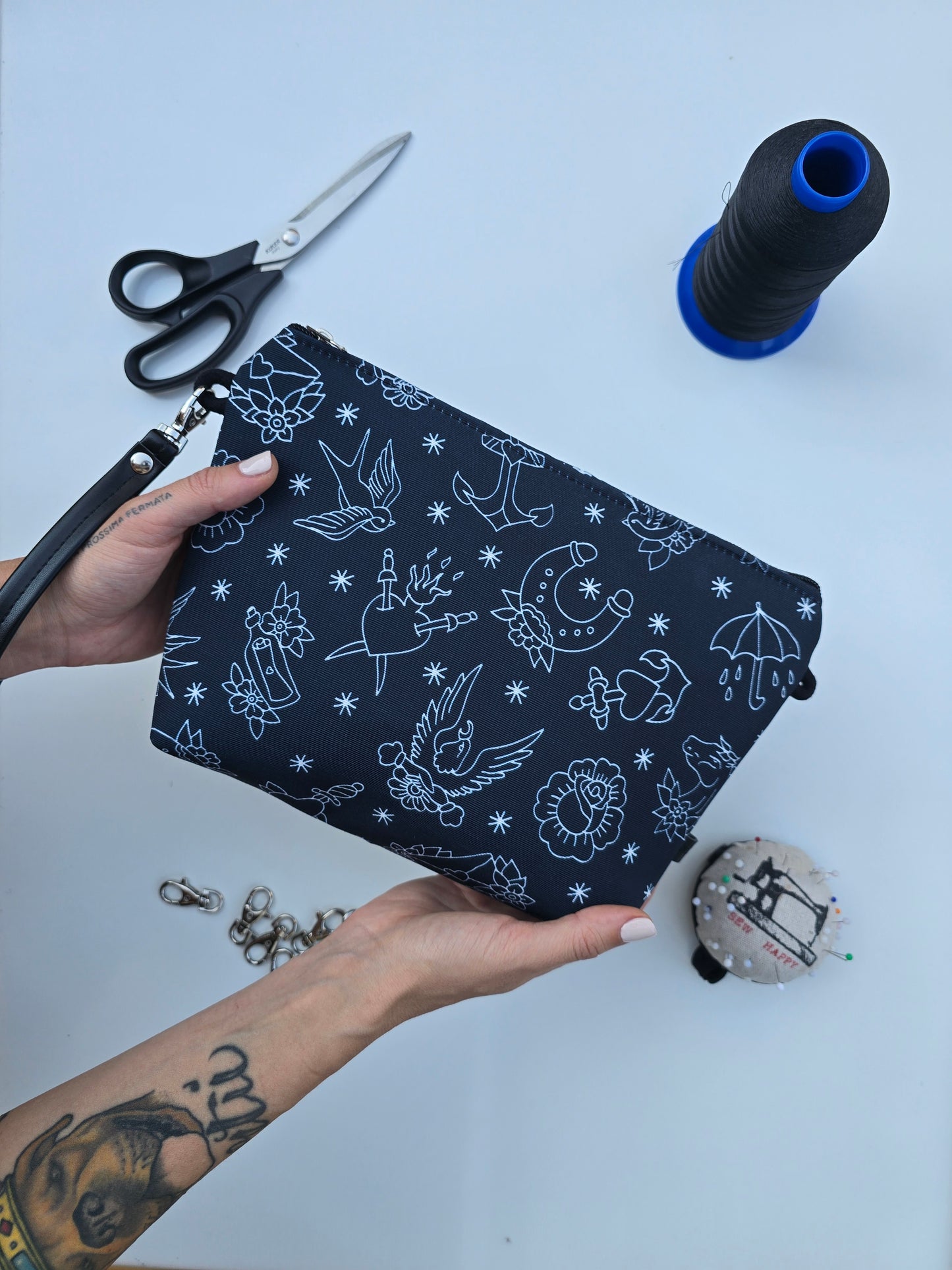 MAXI POCHETTE tattoo nero