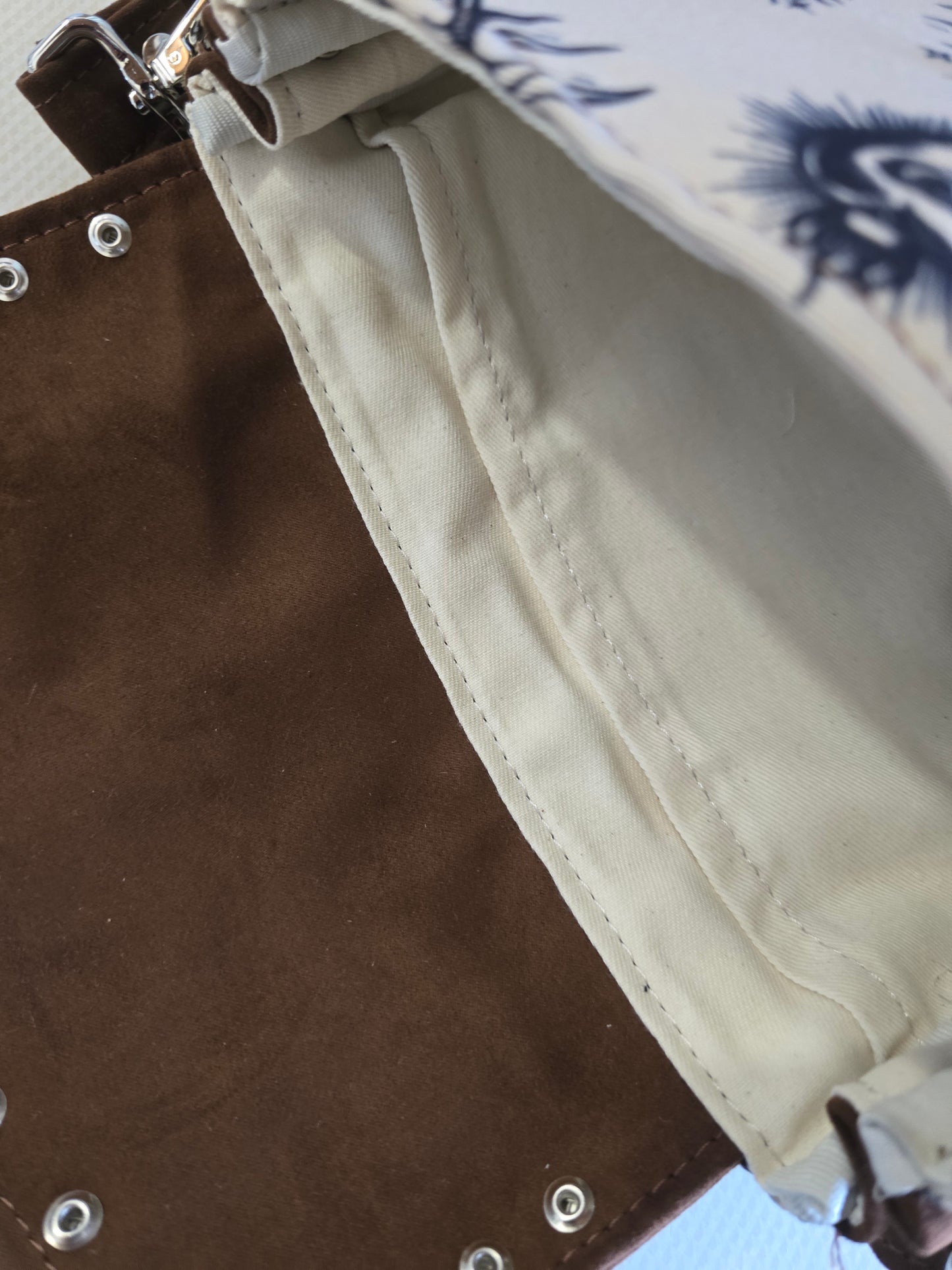 MARSUPIELLO large similsuede caffè/ex voto beige +borchie
