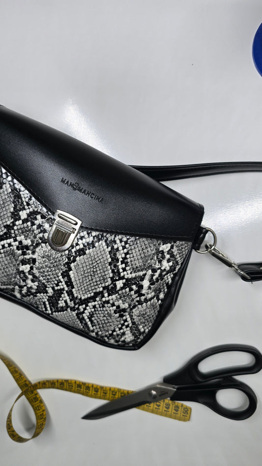 MARSUPIELLO large nero/pito grigio chiaro