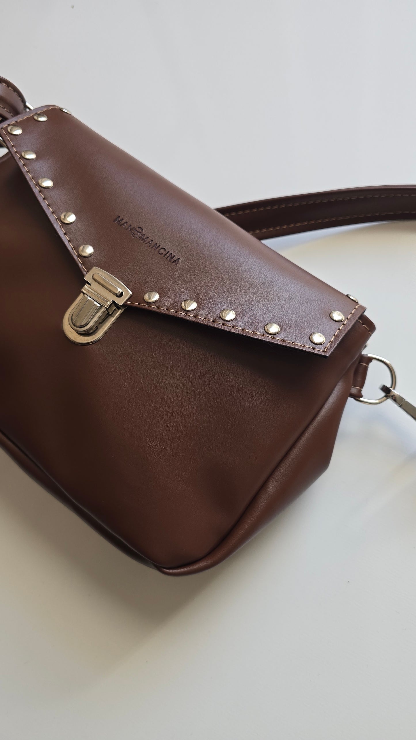 MARSUPIELLO large chocolate/borchie