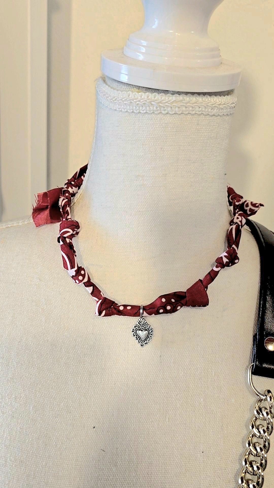 COLLANA BANDANA/EX VOTO (tutti i colori)