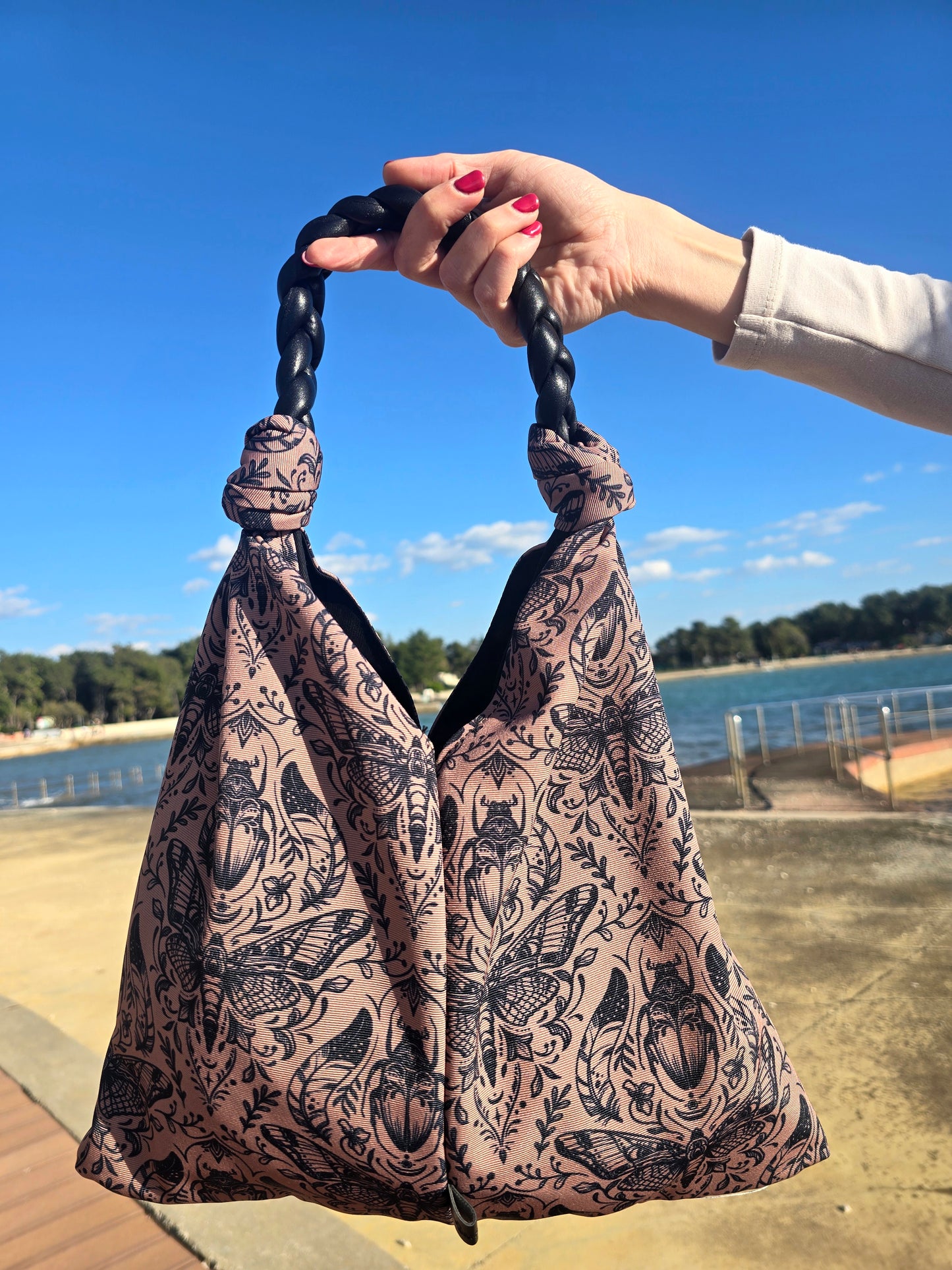 KNOT BAG tattoo mocha