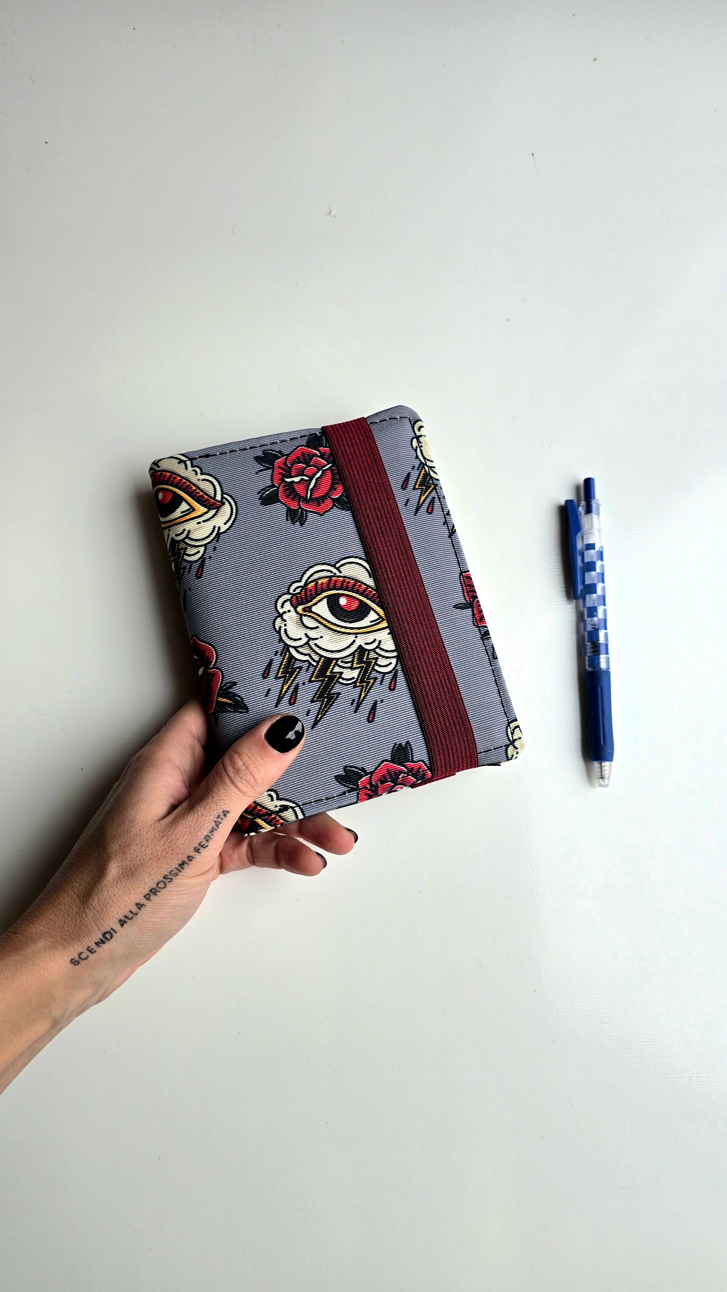 AGENDA tattoo grigio