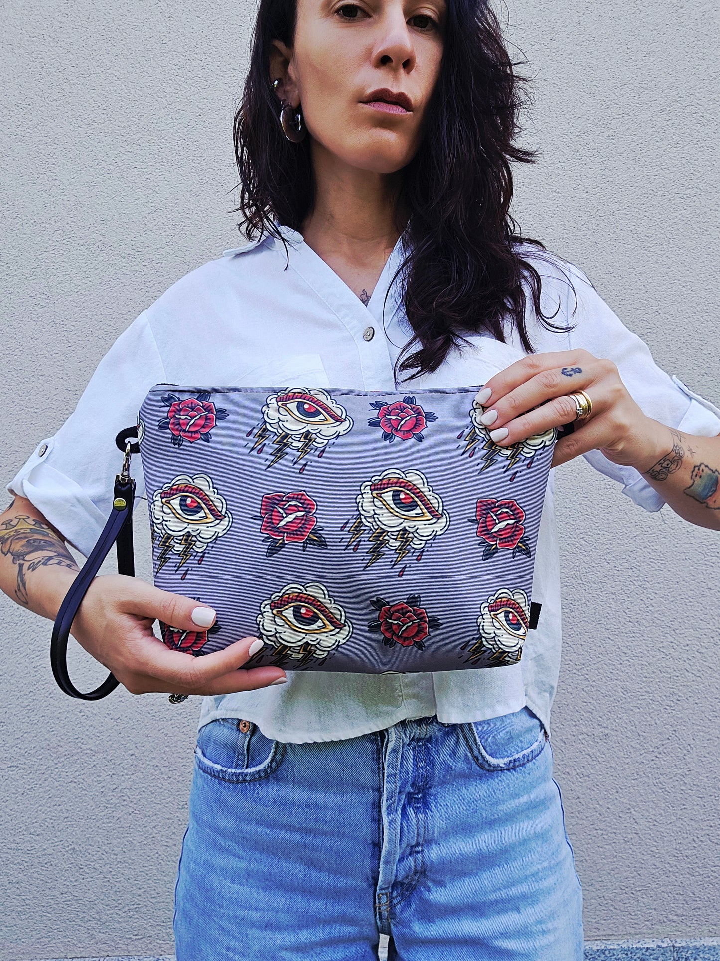 MAXI POCHETTE tattoo grigio