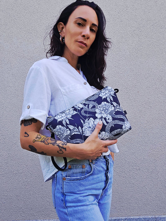 MAXI POCHETTE fiori serpenti nero bianco