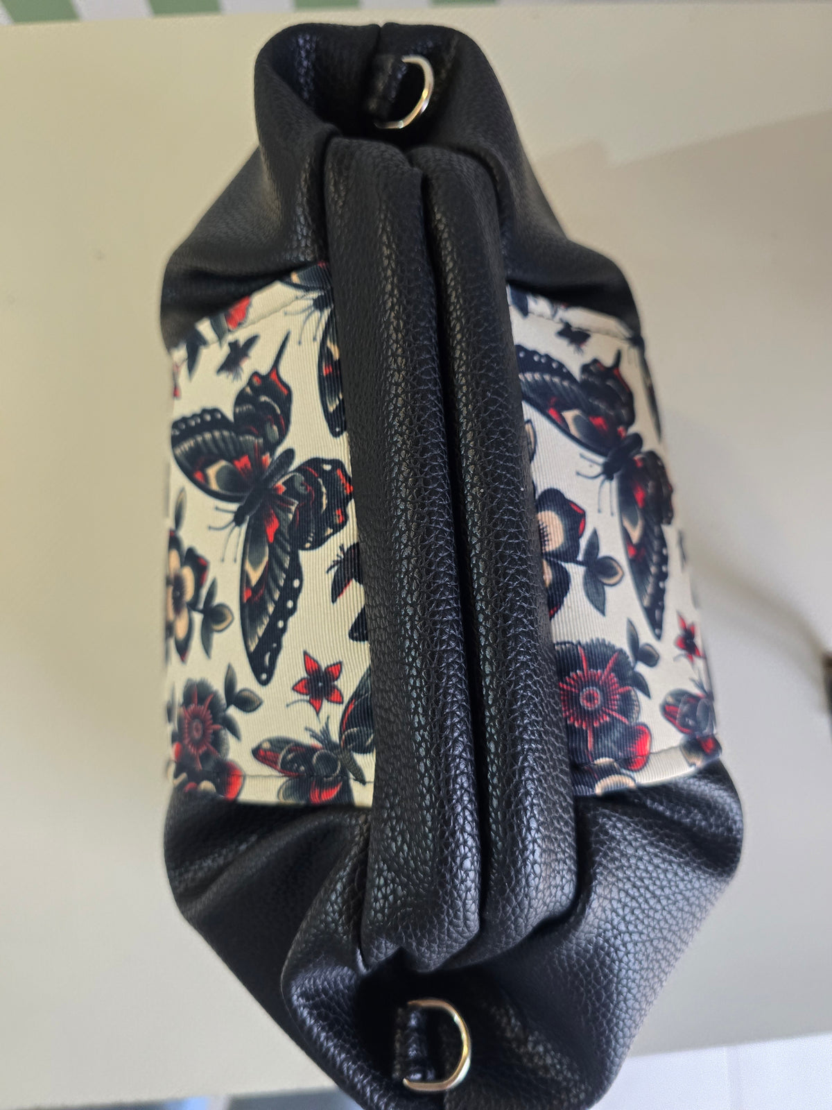 BORSA CLIC CLAC tracolla regolabile nero/ farfalle