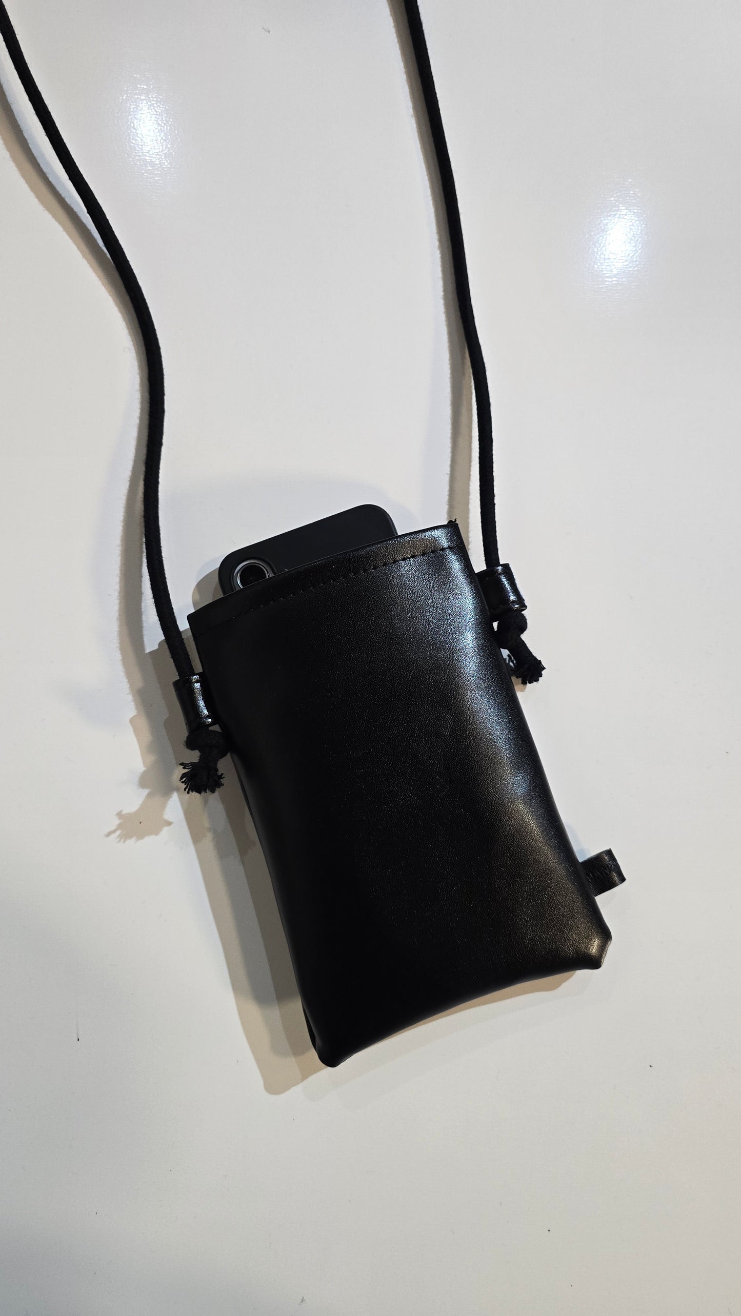 Phone bag basic TINTA UNITA NERO