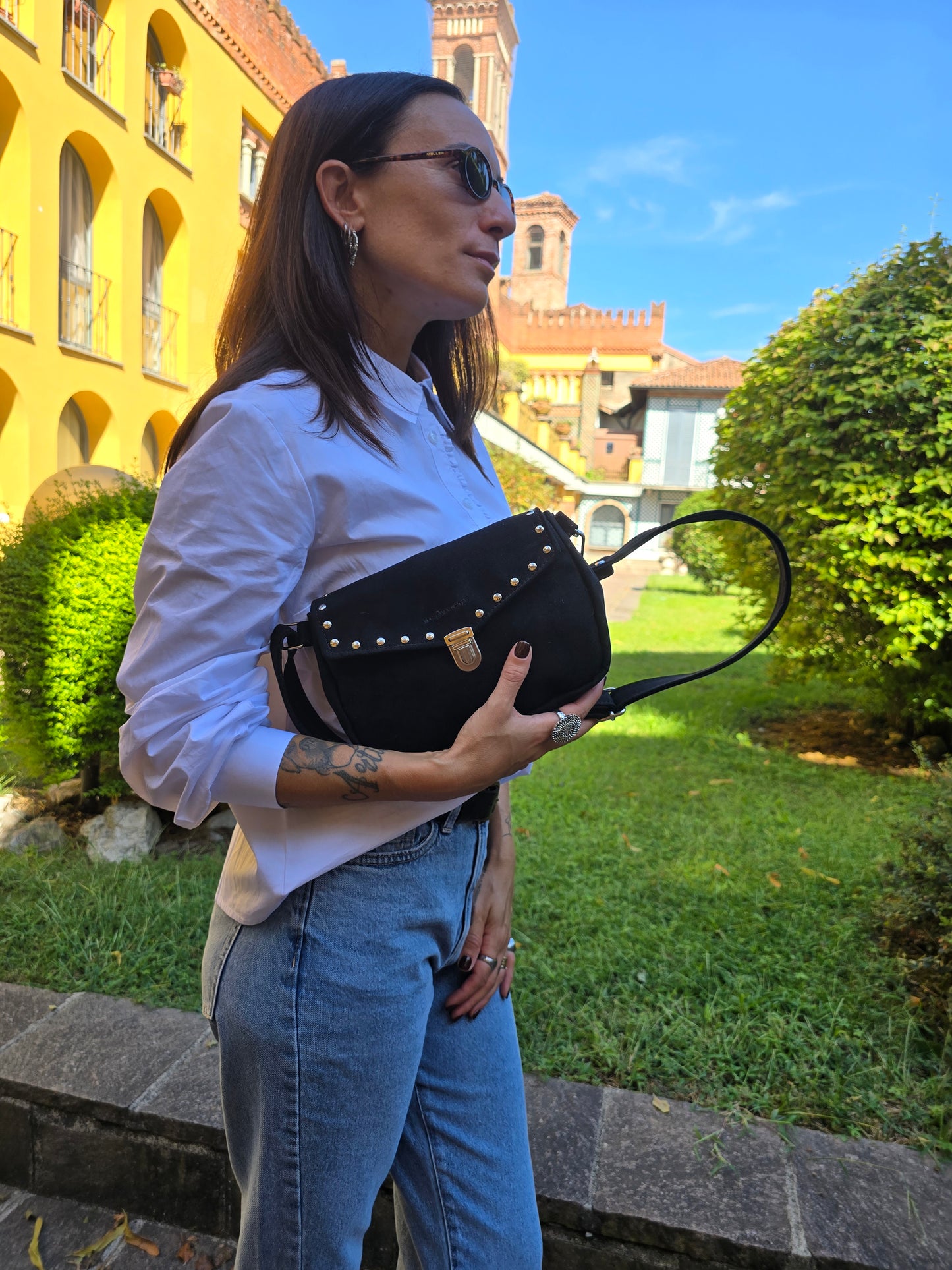 MARSUPIELLO large similsuede nero+borchie