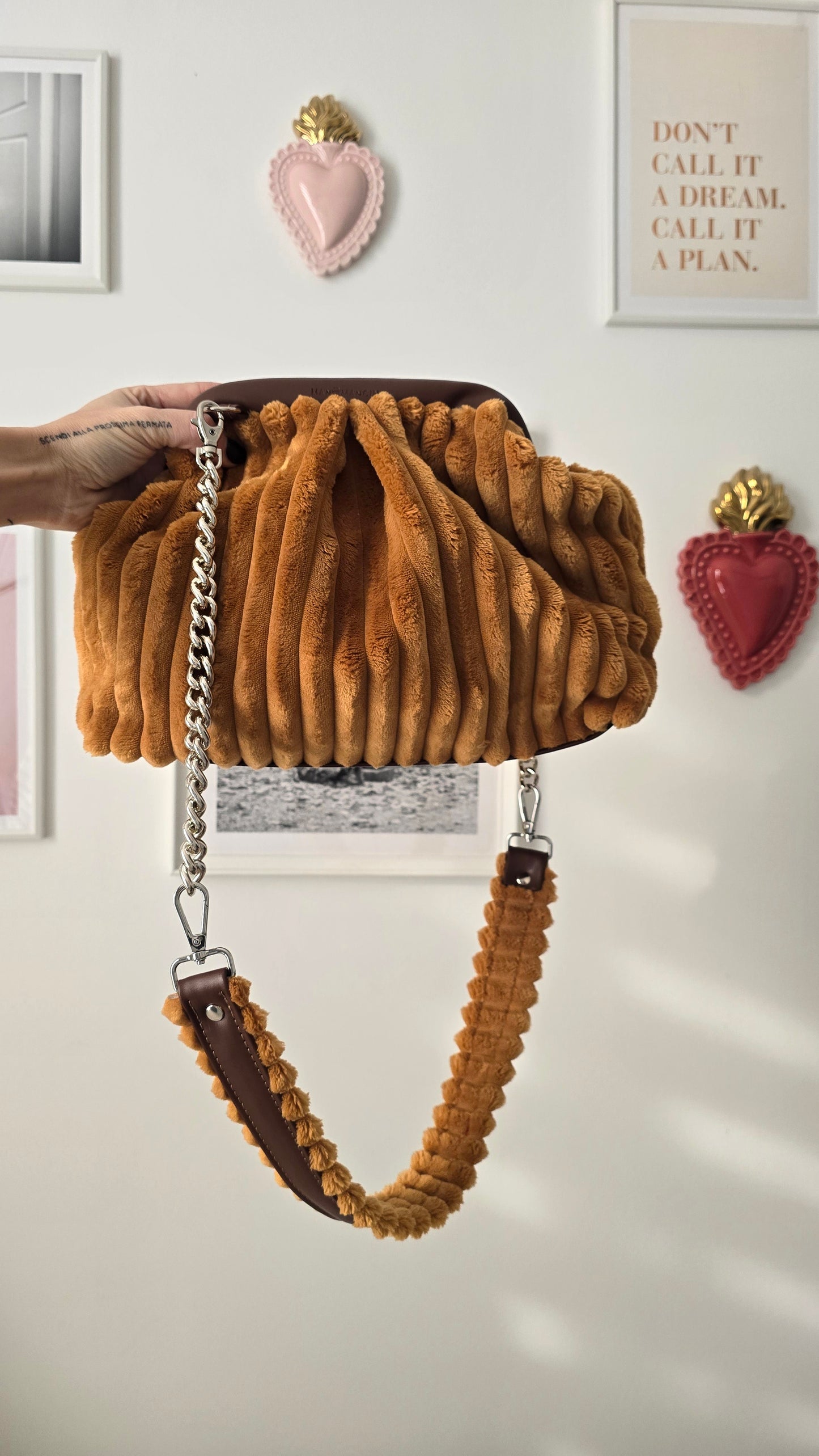 BORSA CLIC CLAC VELLUTO COSTONI ocra/cuoio