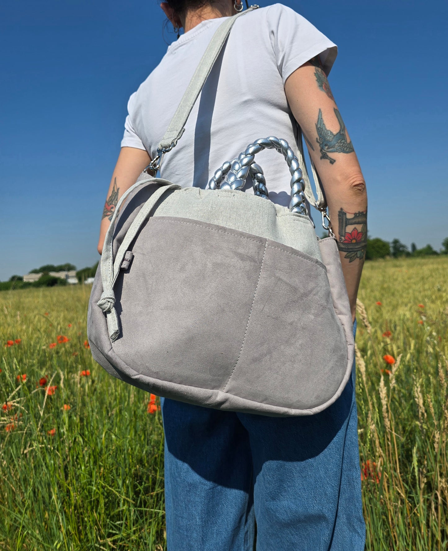 "L'ORGANIZZATA" grigio chiaro/ similsuede grigio