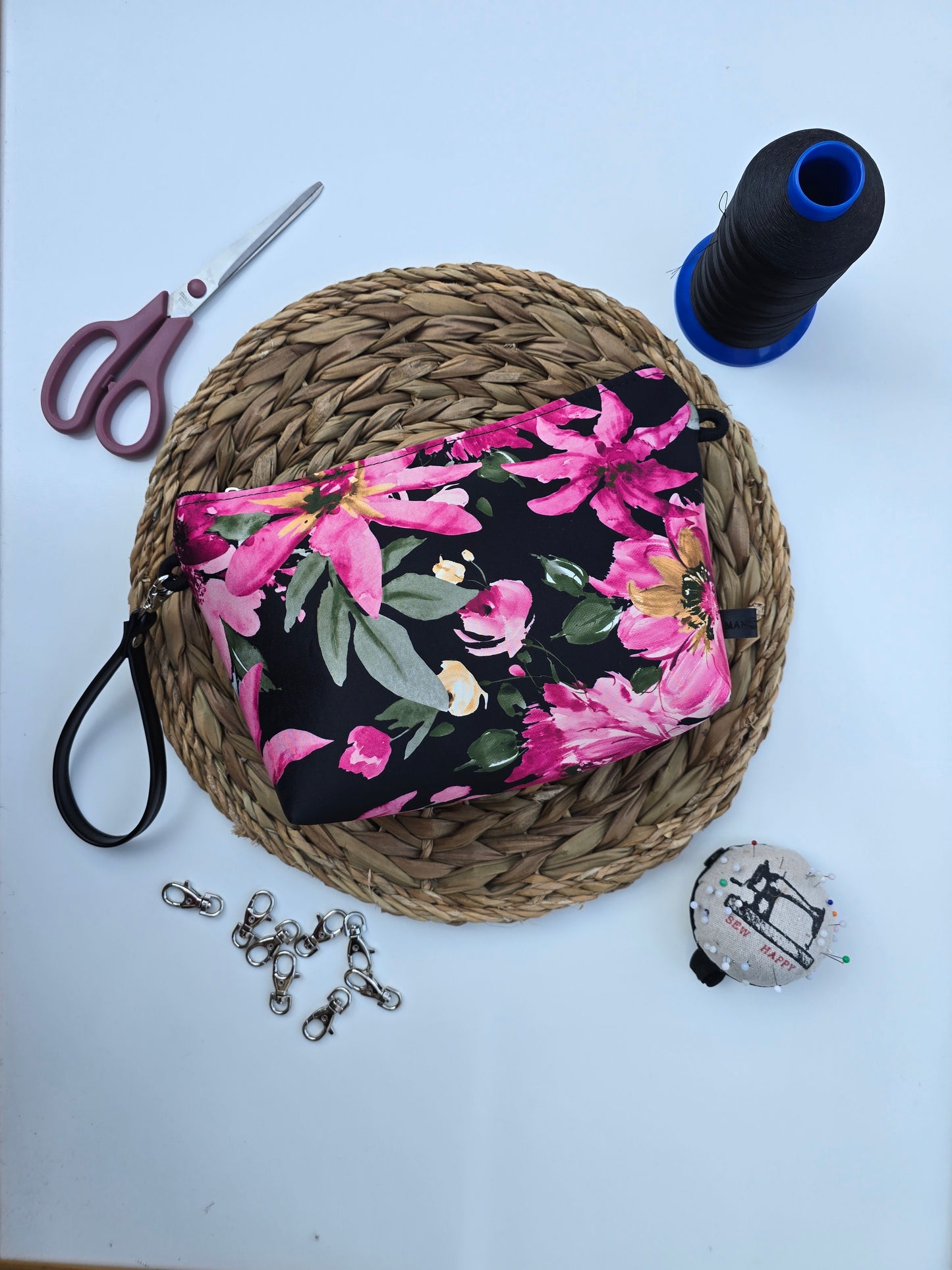 MAXI POCHETTE fiori fucsia/nero