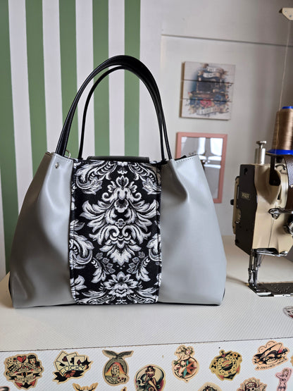 L'ARTIGIANA - grigio/nero/damascato con rouches