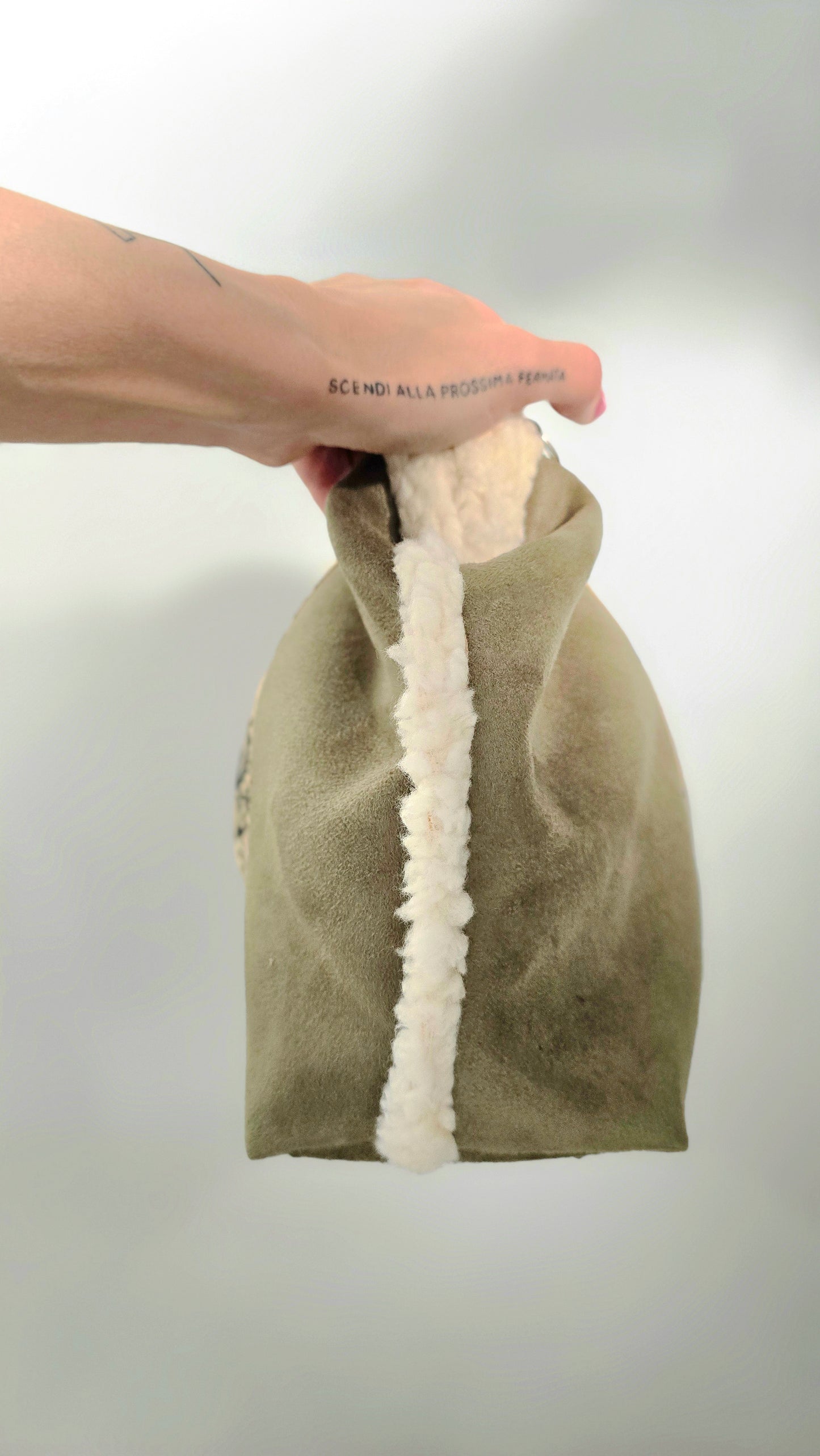 BORSA CLIC CLAC- simil suede/montone verde militare tattoo