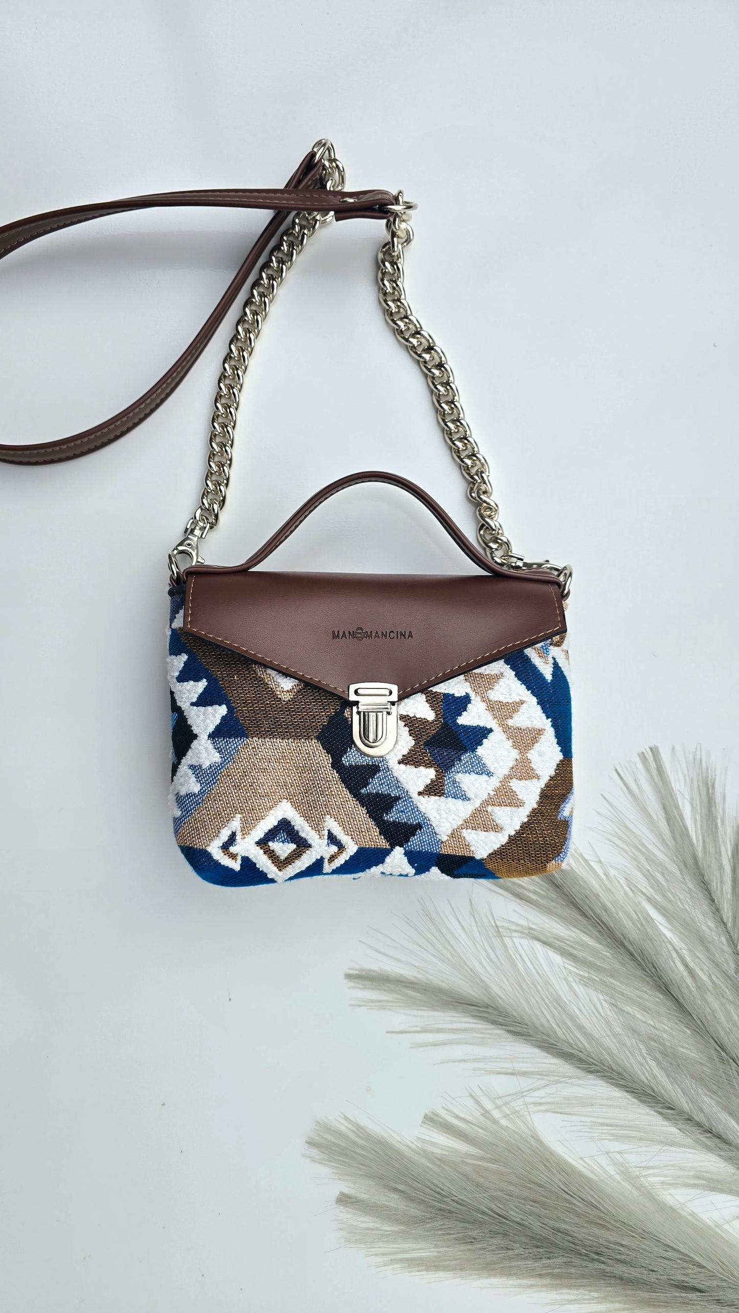 BORSETTA chocolate / kilim blu
