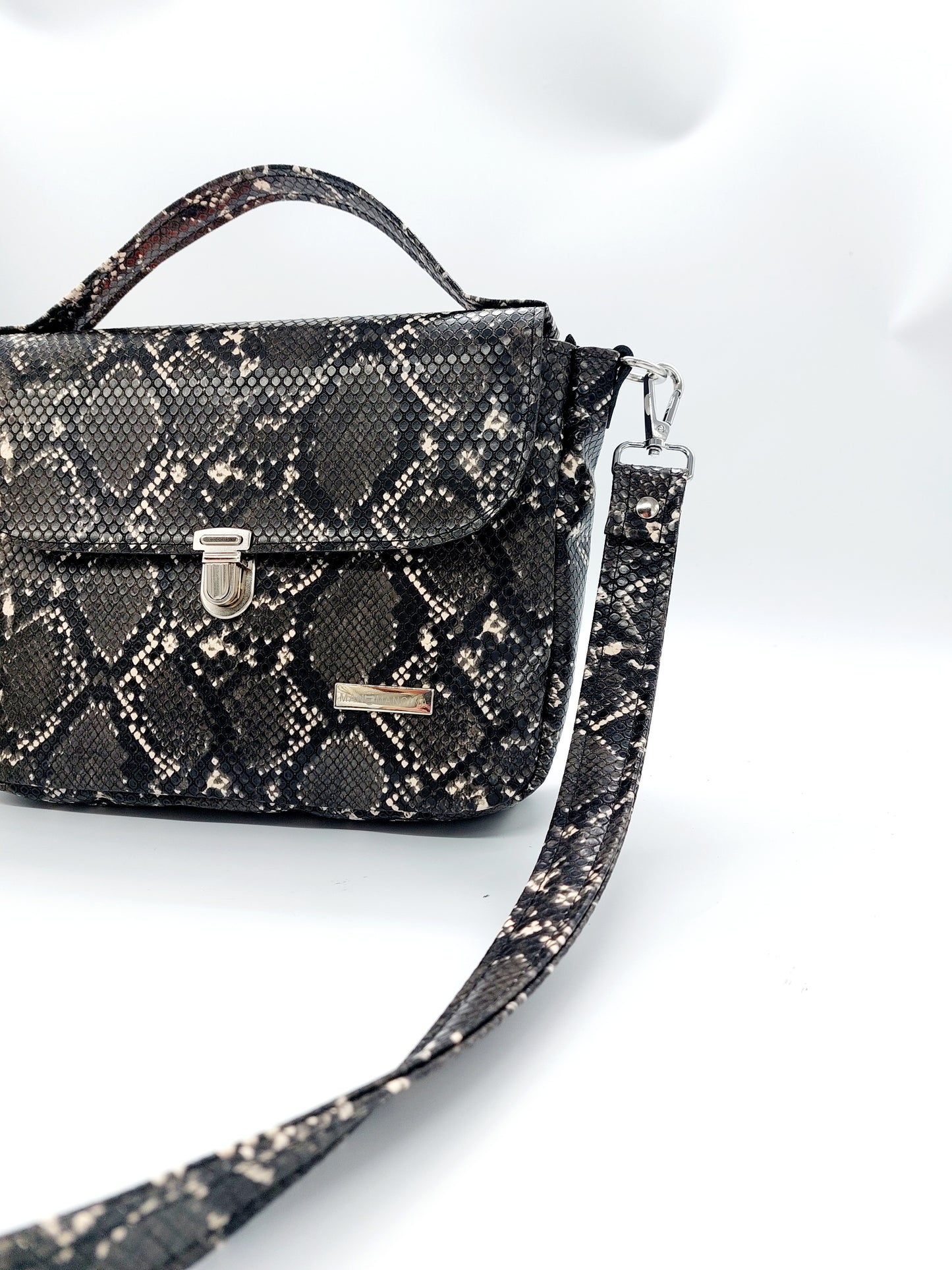"DOTTY" VEGAN mini SIMILPELLE PITONE nero