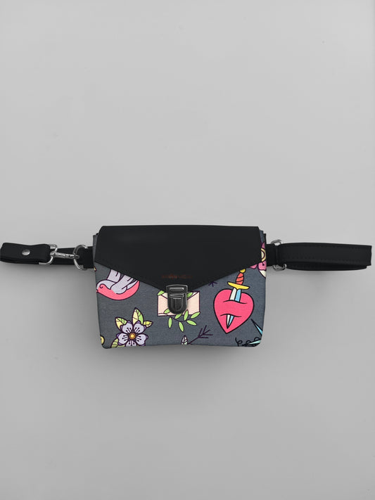 MARSUPIELLO nero / love pink