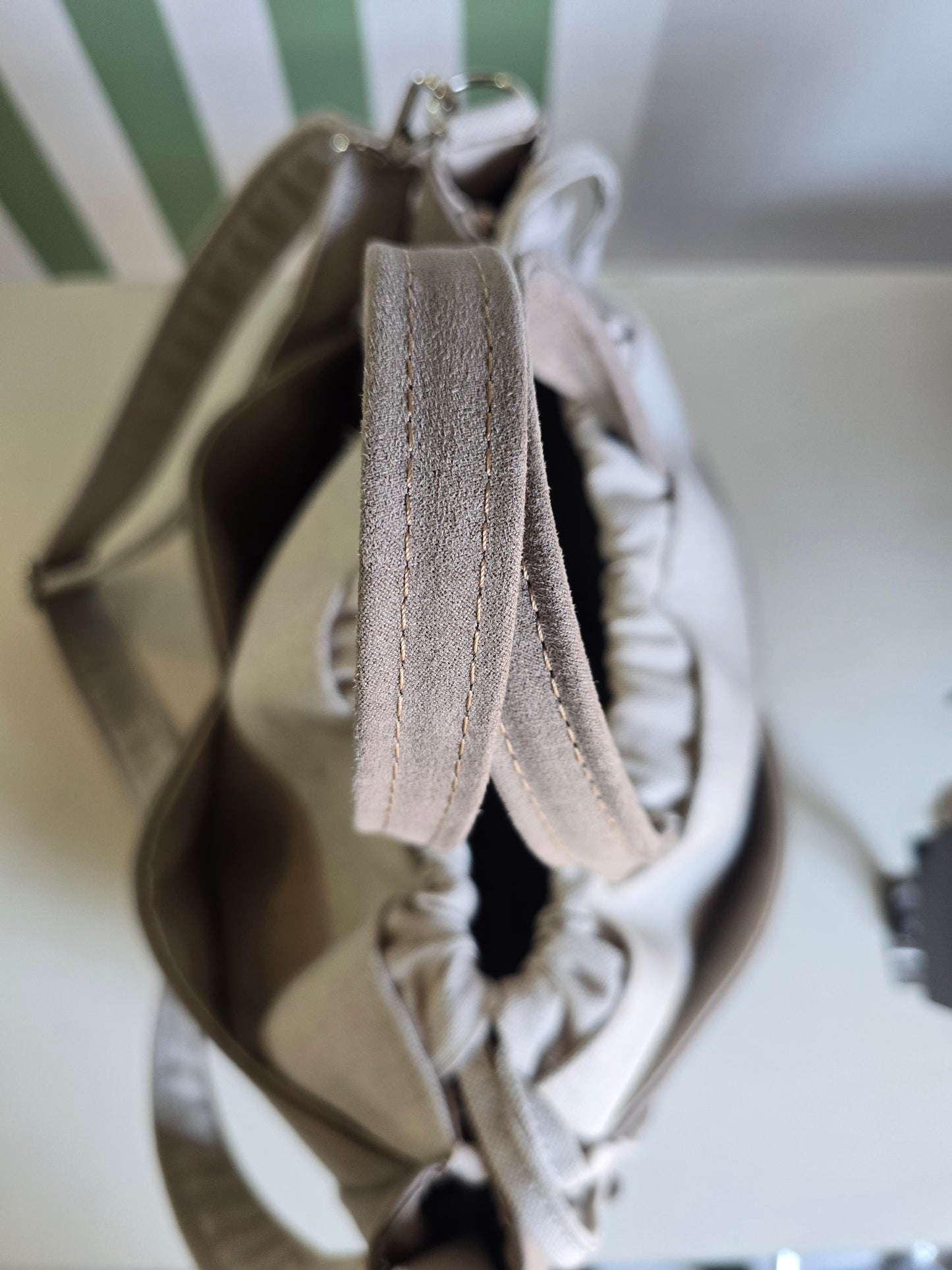 "L'ORGANIZZATA" corda chiaro/ similsuede tortora/ MANICI CLASSICI