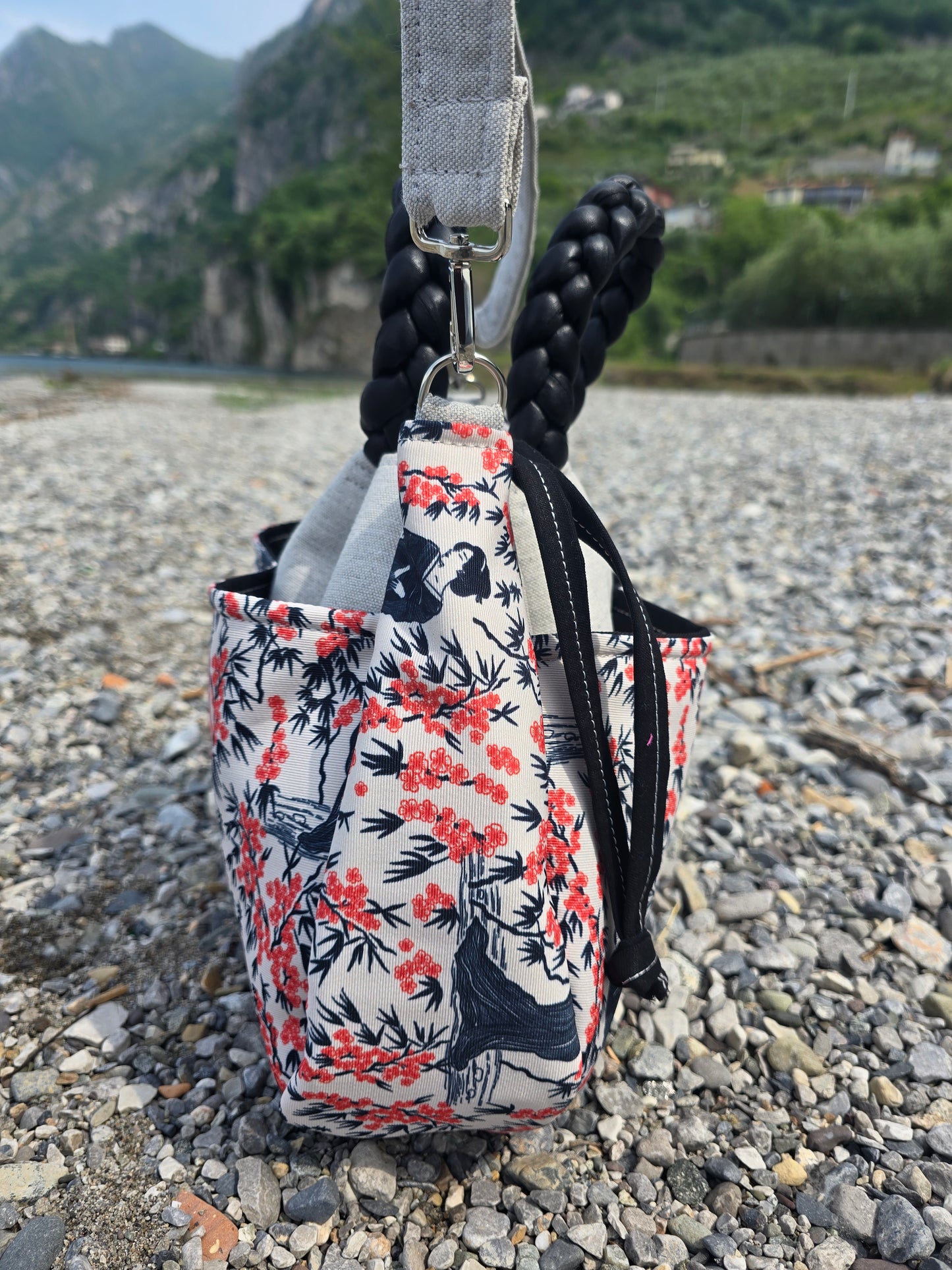 "L'ORGANIZZATA" grigio chiaro/geisha