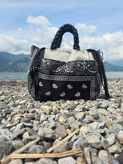 "L'ORGANIZZATA" grigio chiaro/bandana nero