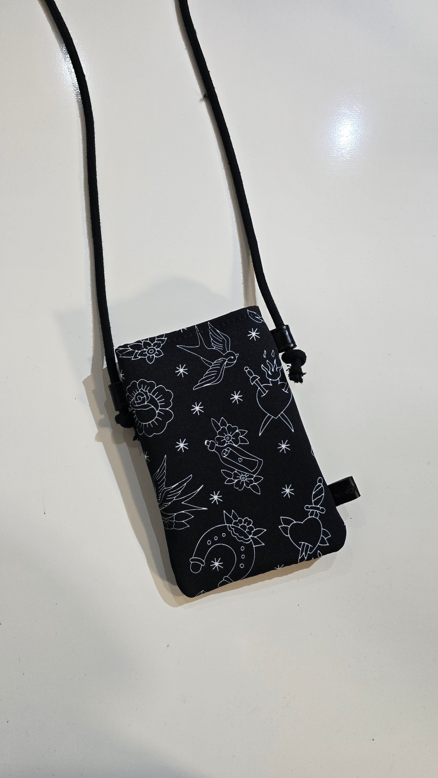 Phone bag basic TATTOO black