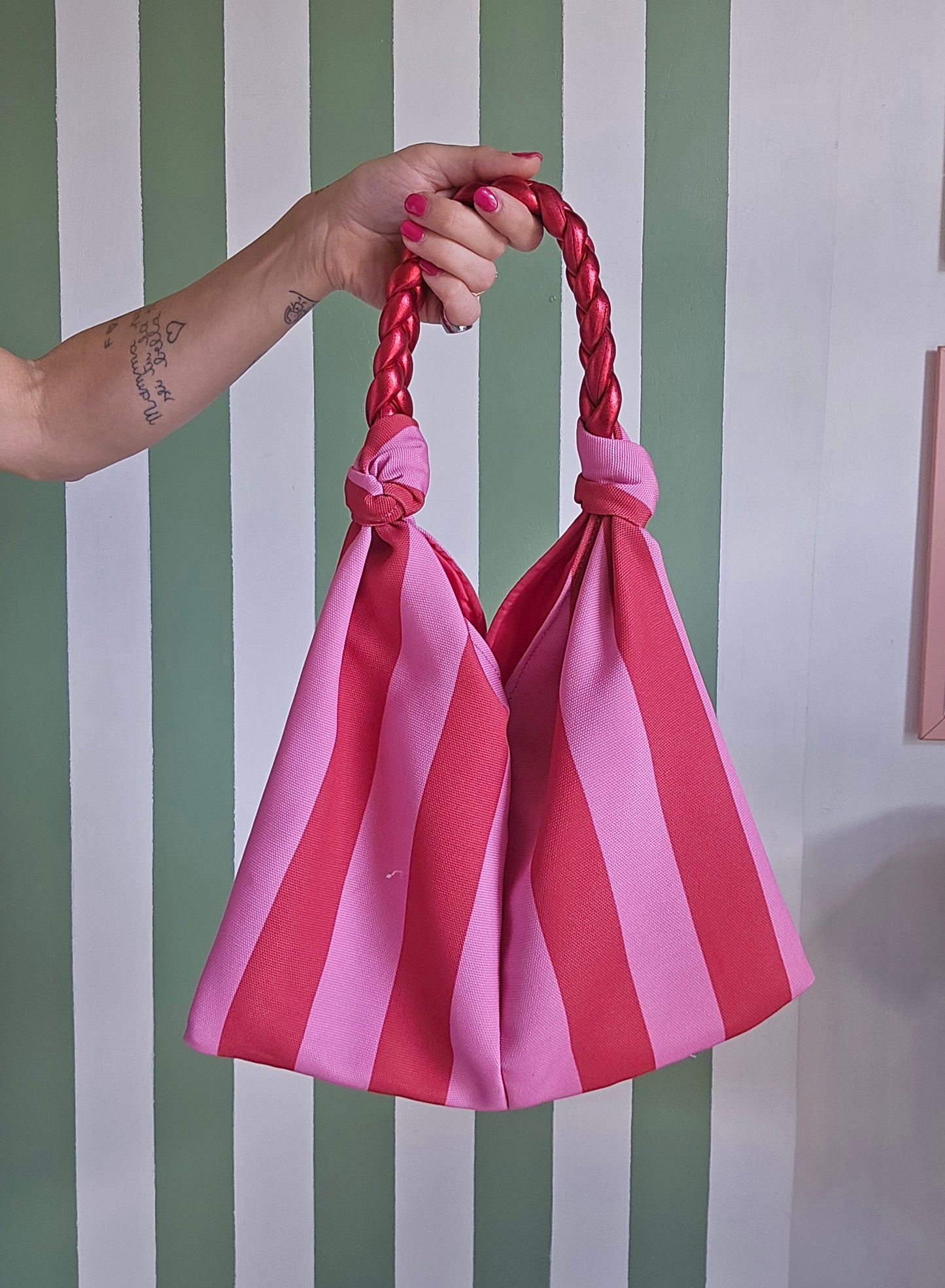 KNOT BAG righe rosso/fucsia