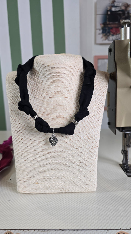 COLLANA ex voto nera