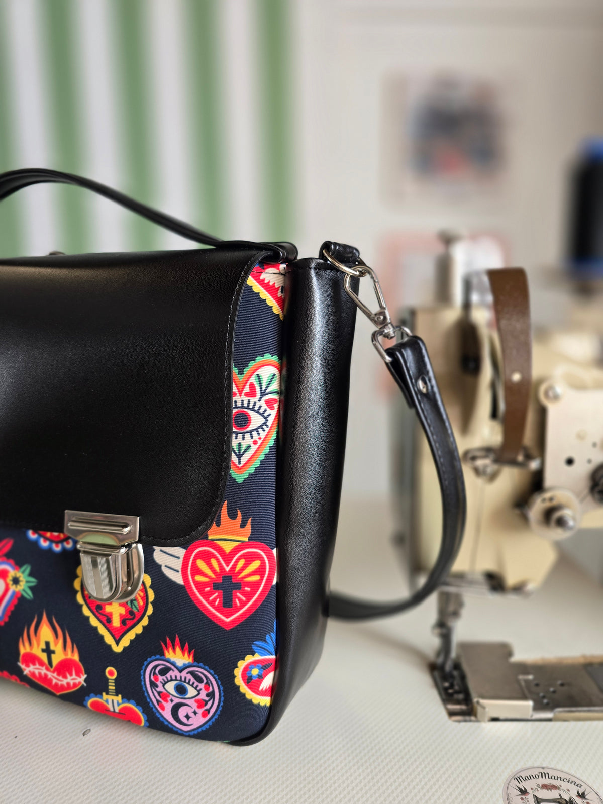 "DOTTY" VEGAN maxi SIMILPELLE nero / ex voto multicolor