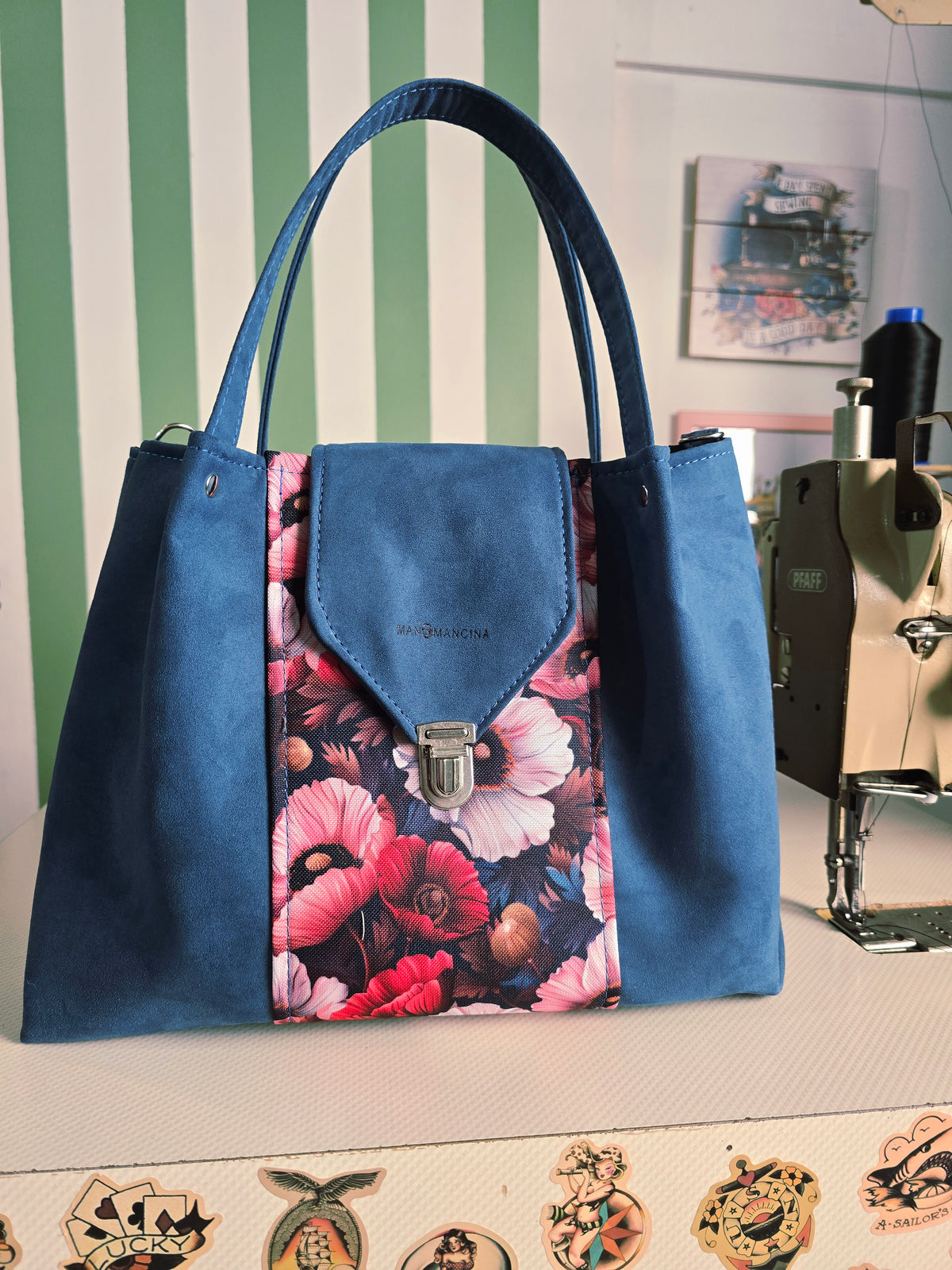 L'ARTIGIANA - blu avio similsuede/ fiori bordeaux