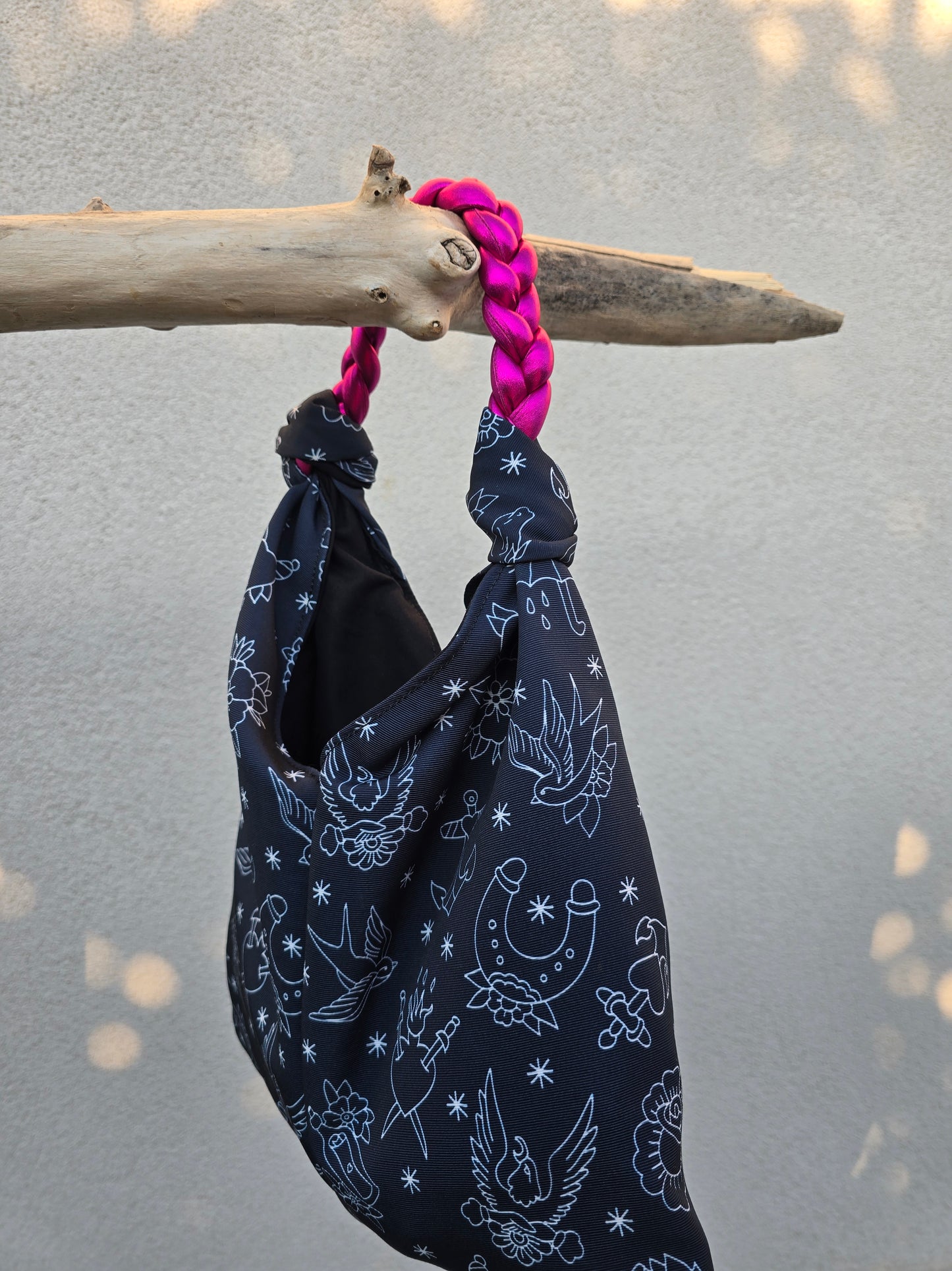 KNOT BAG tattoo Black/fucsia