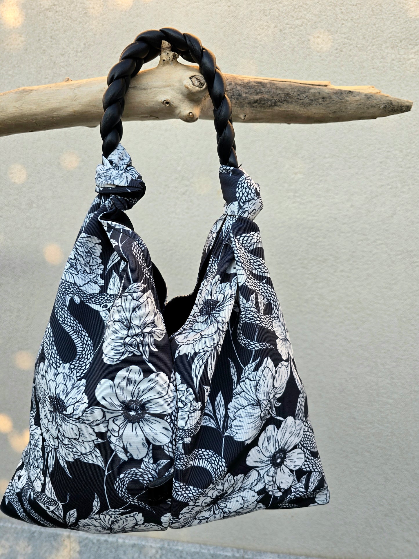 KNOT BAG nero fiori serpenti