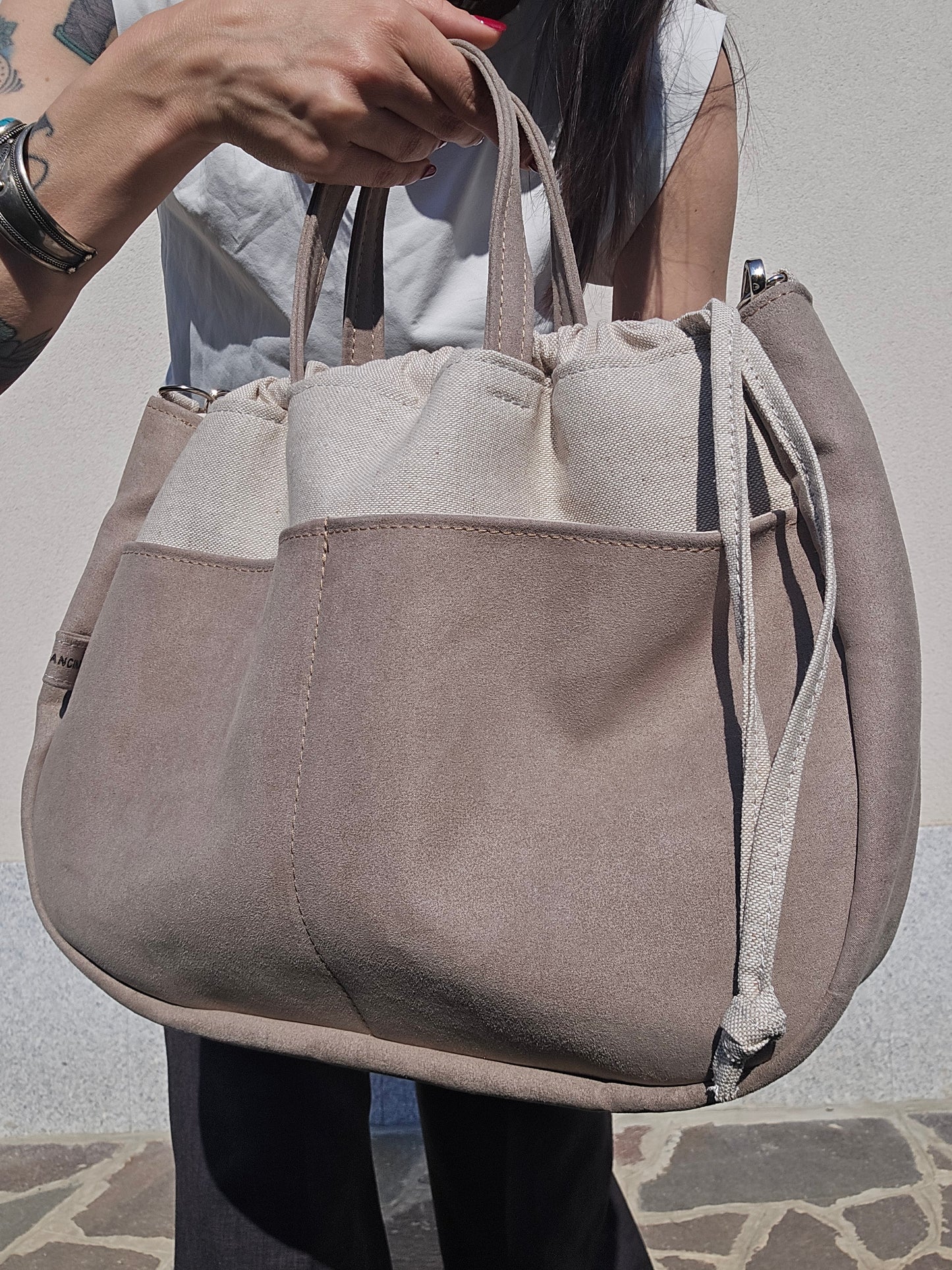 "L'ORGANIZZATA" corda chiaro/ similsuede tortora/ MANICI CLASSICI
