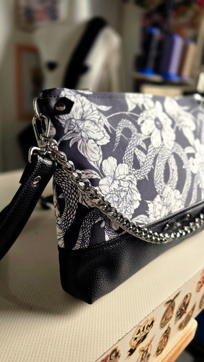 GILDA similpelle nero/fiori serpenti