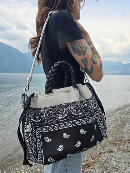 "L'ORGANIZZATA" grigio chiaro/bandana nero