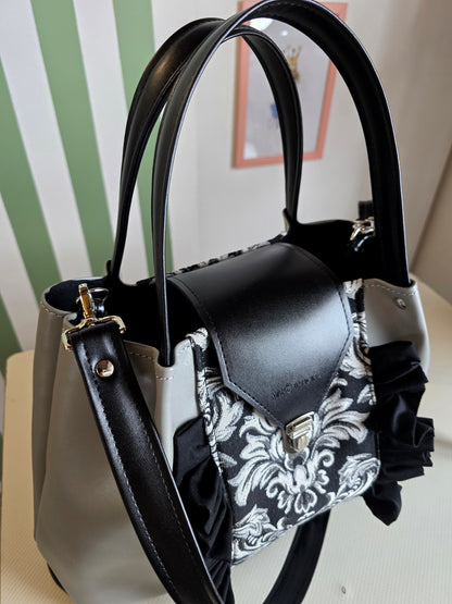 L'ARTIGIANA - grigio/nero/damascato con rouches